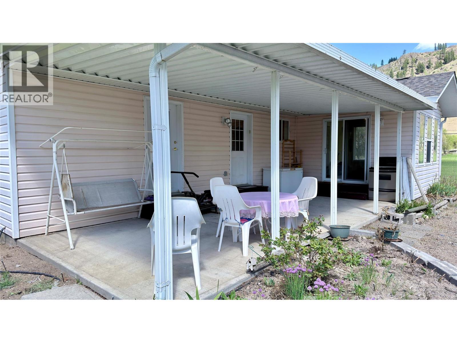 816 Division Street, Midway, British Columbia  V0H 1M0 - Photo 22 - 10387037