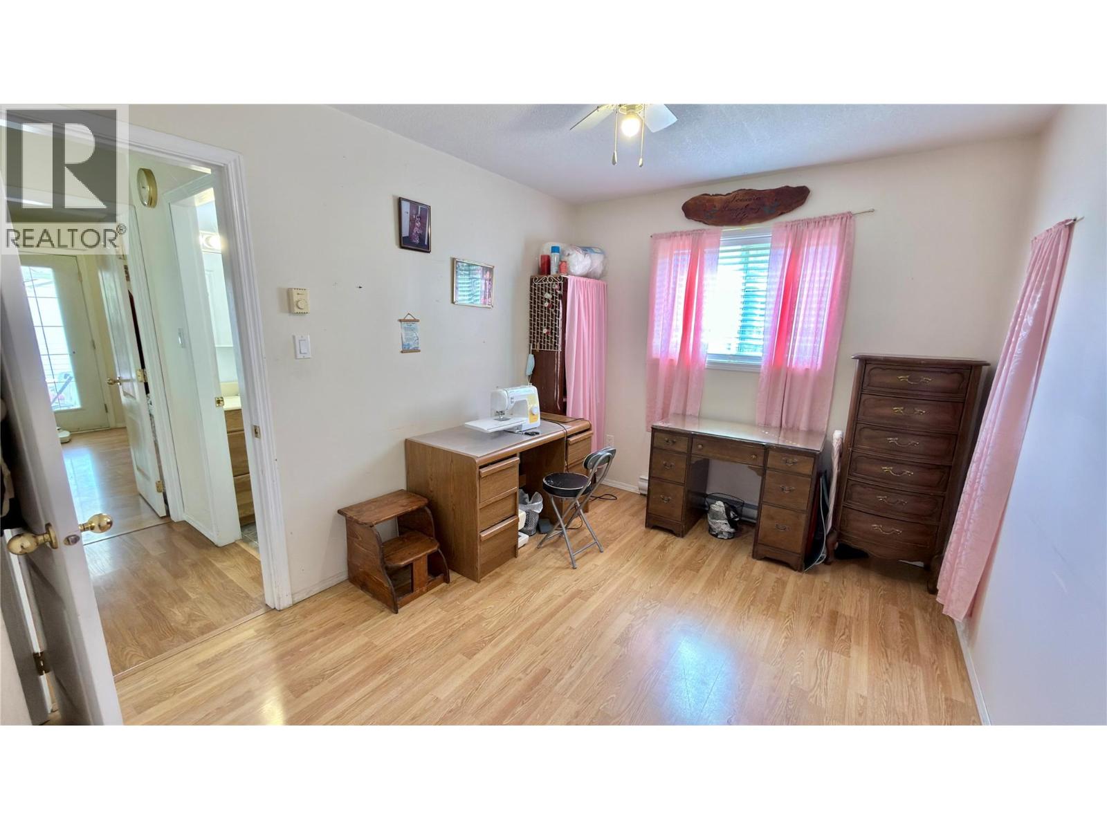 816 Division Street, Midway, British Columbia  V0H 1M0 - Photo 39 - 10387037