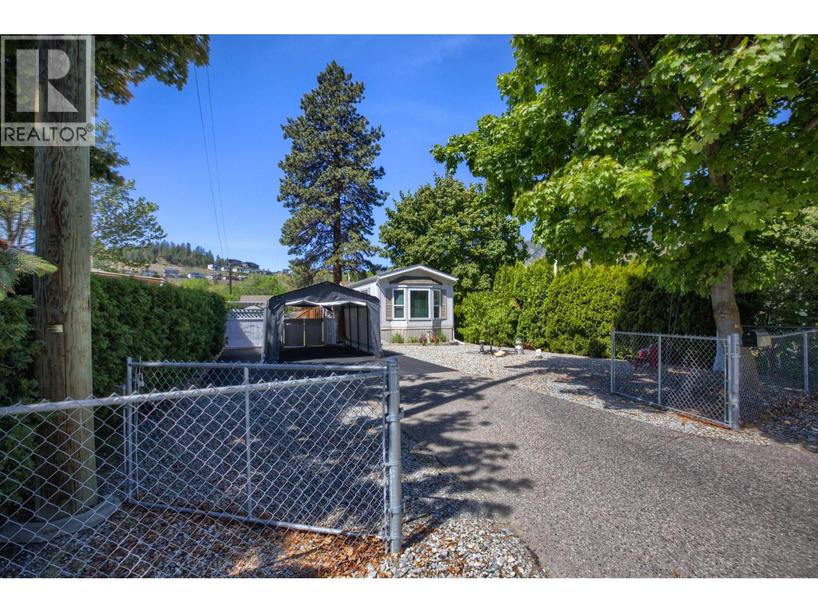 1999 97 S Highway Unit# 285, West Kelowna, British Columbia  V1Z 1B2 - Photo 15 - 10386787
