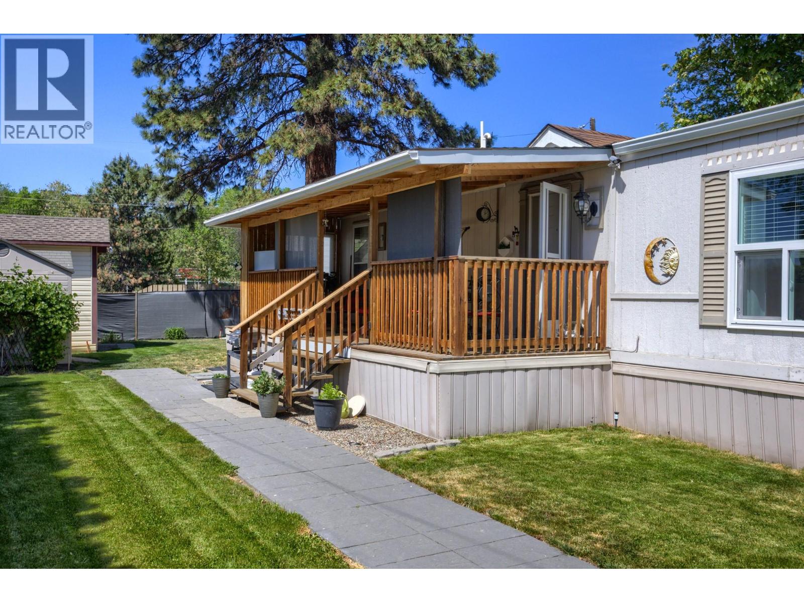 1999 97 S Highway Unit# 285, West Kelowna, British Columbia  V1Z 1B2 - Photo 18 - 10386787