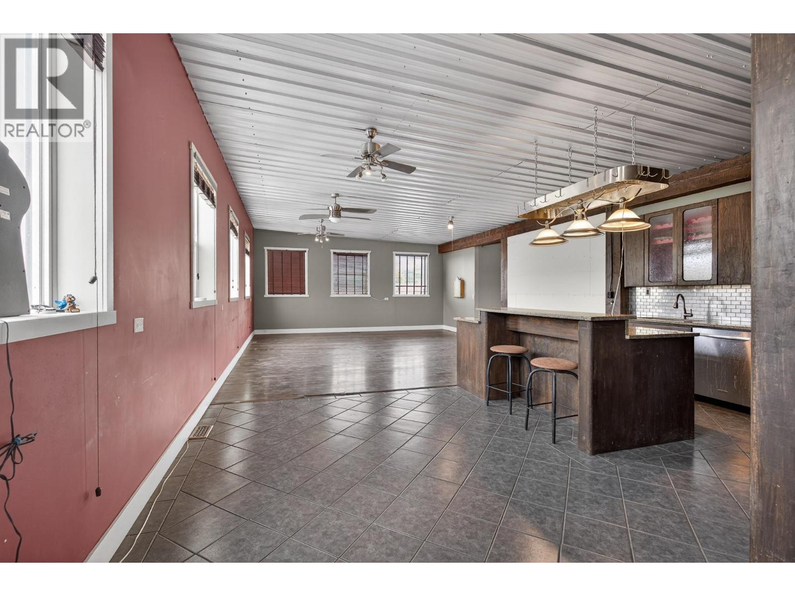 6245 97 Highway, Vernon, British Columbia  V1B 3R4 - Photo 42 - 10386448
