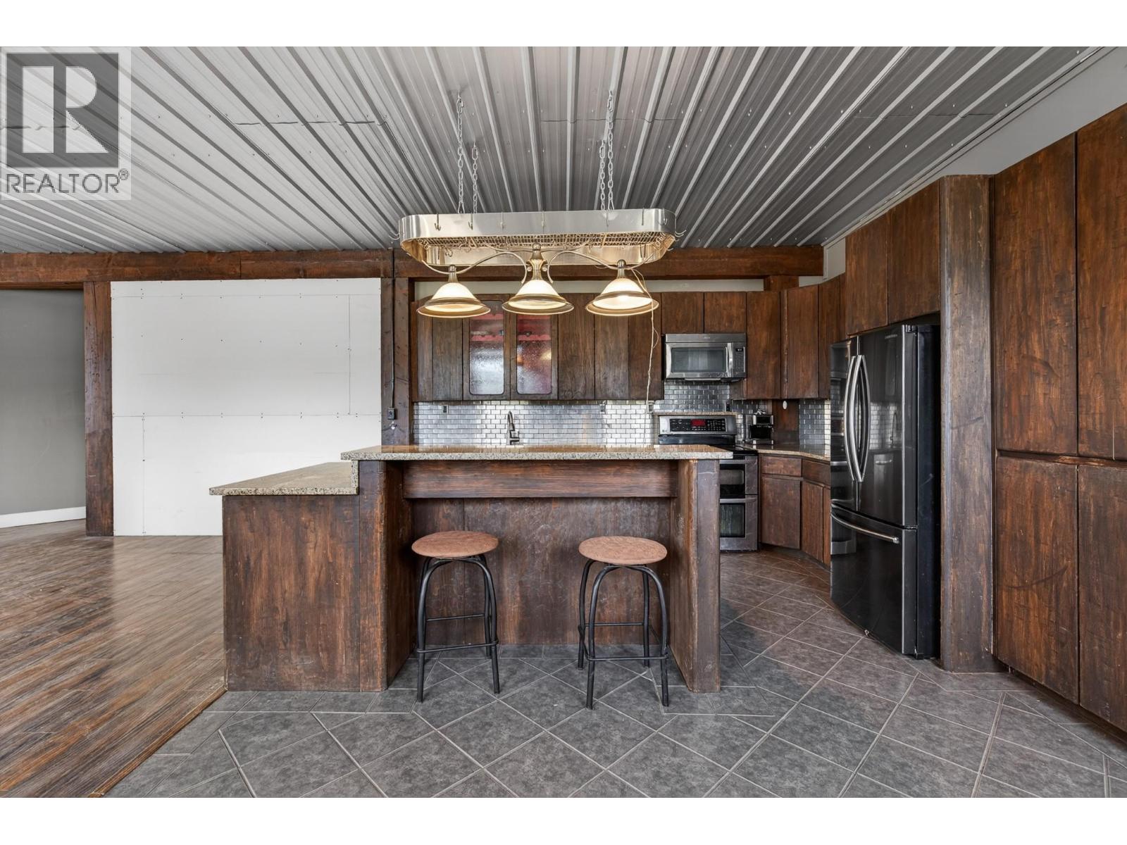 6245 97 Highway, Vernon, British Columbia  V1B 3R4 - Photo 44 - 10386448