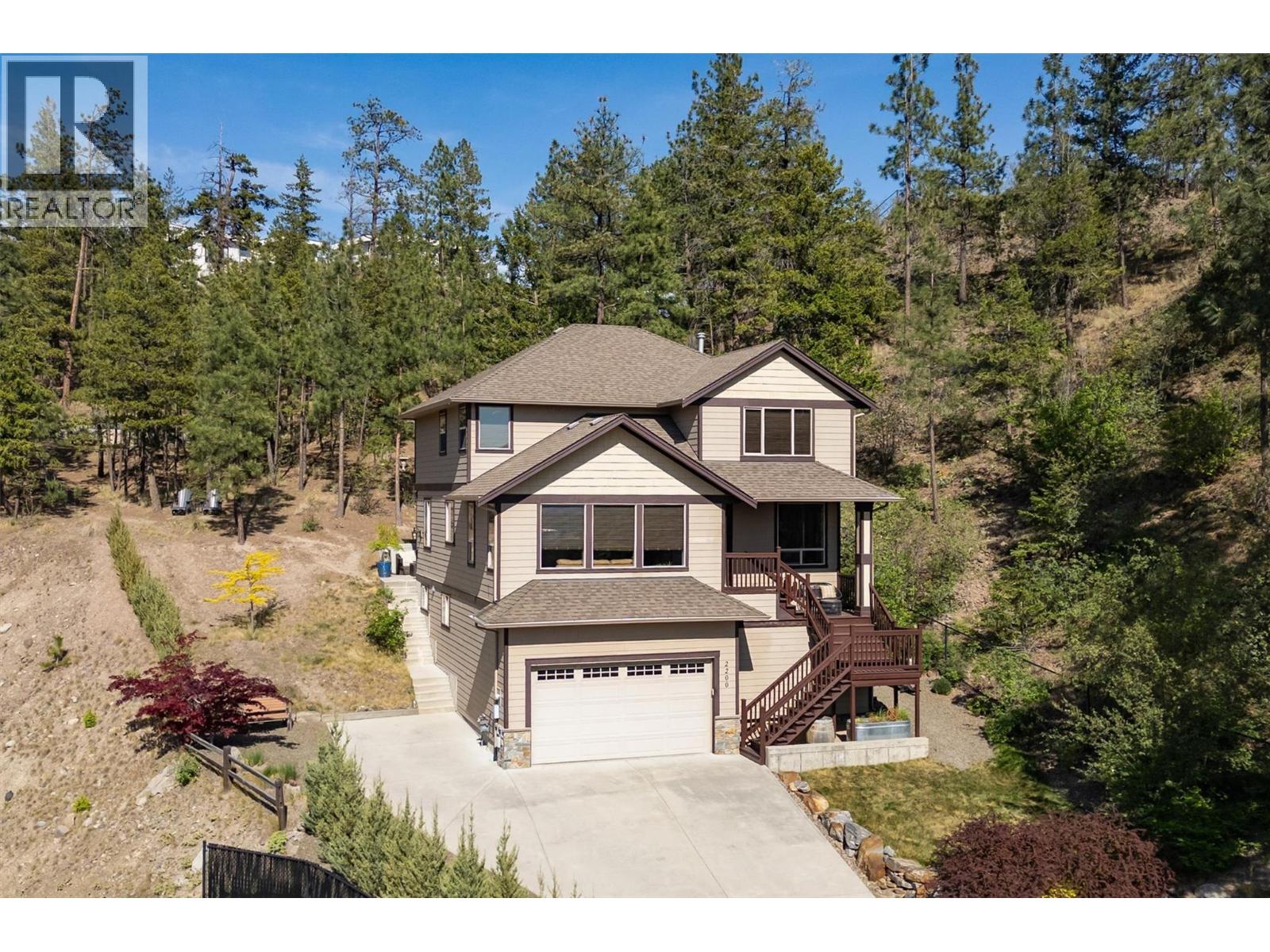 2200 Sunview Drive, west kelowna, British Columbia