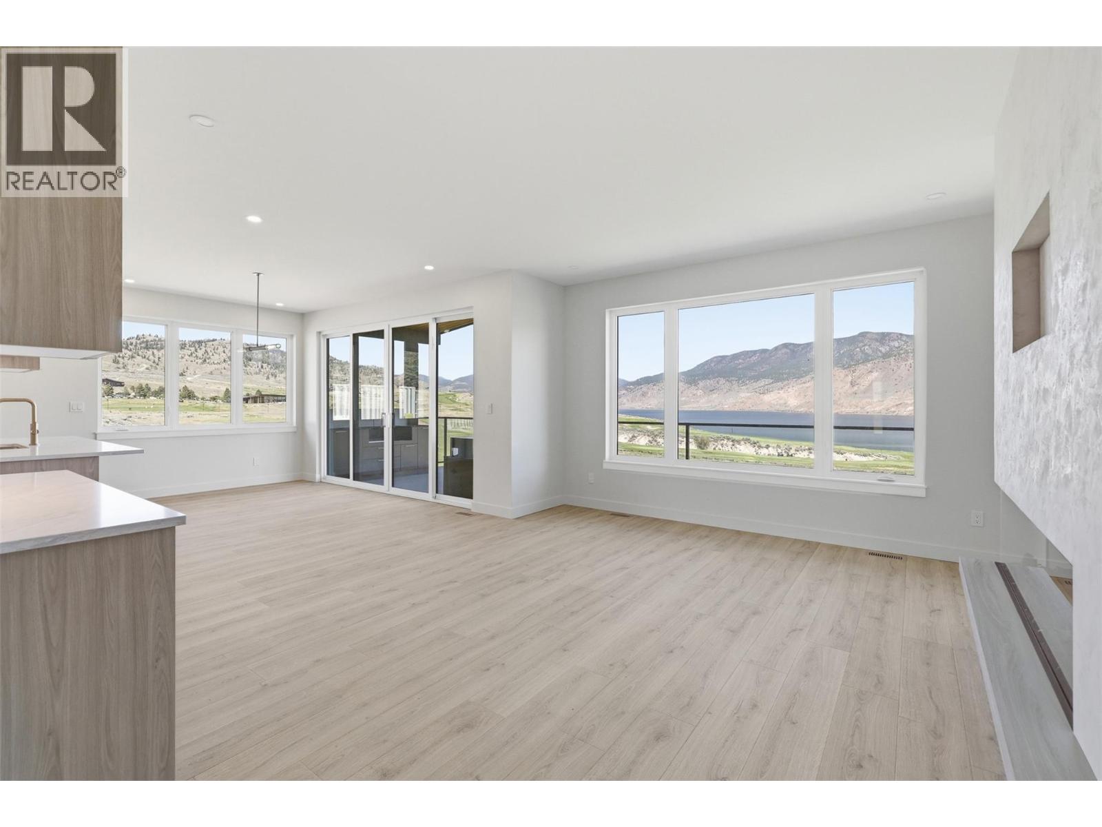38 Rue Cheval Noir Unit# 327, Kamloops, British Columbia  V1S 0G4 - Photo 6 - 10385983