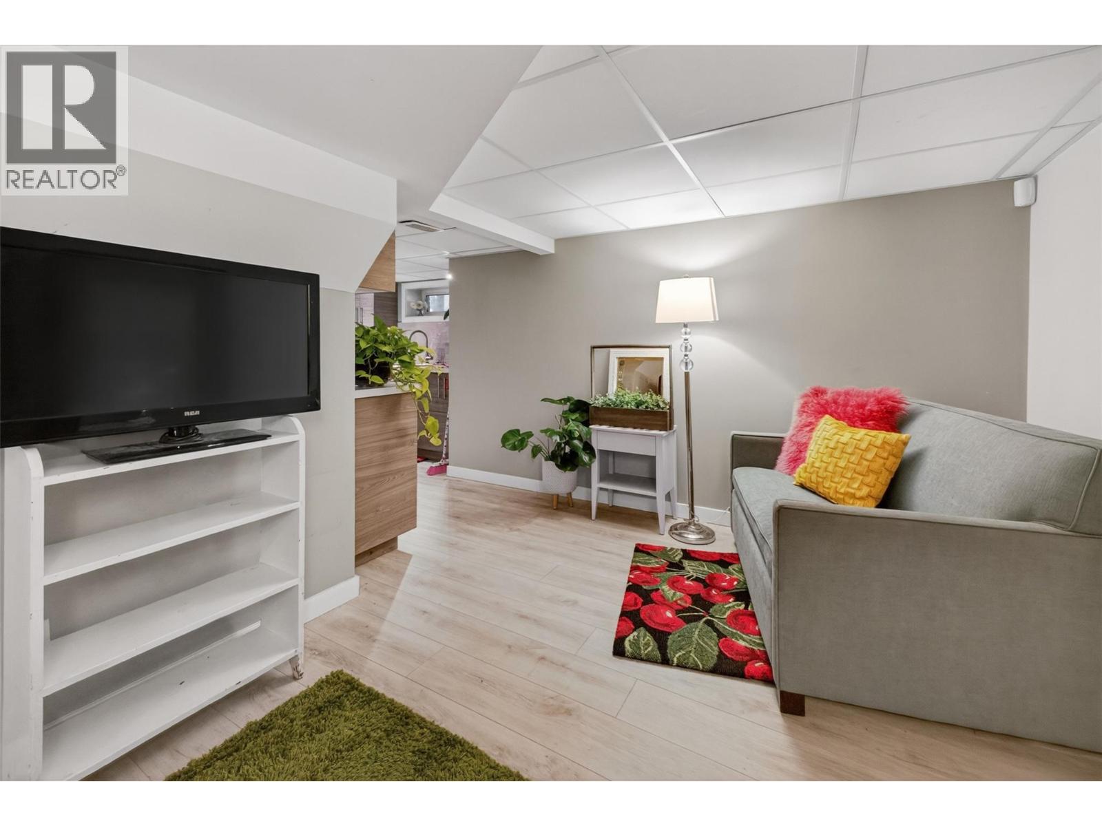 260 Lake Avenue, Kelowna, British Columbia  V1Y 5W7 - Photo 54 - 10387088