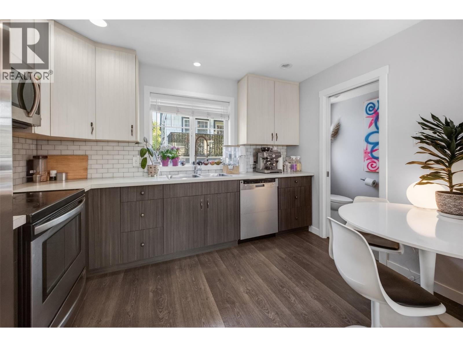 260 Lake Avenue, Kelowna, British Columbia  V1Y 5W7 - Photo 77 - 10387088