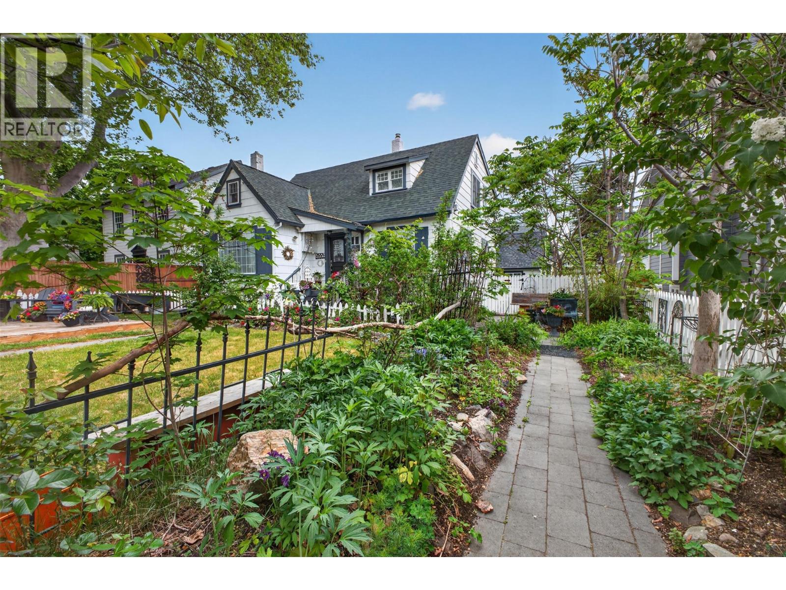 260 Lake Avenue, Kelowna, British Columbia  V1Y 5W7 - Photo 8 - 10387088