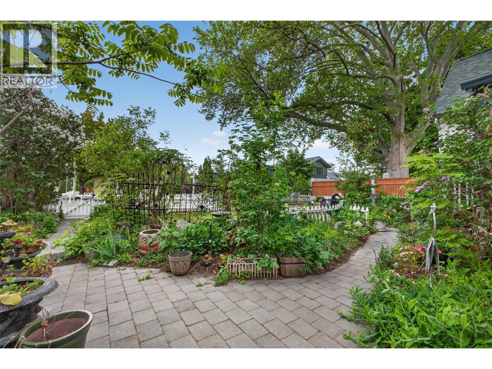 260 Lake Avenue, Kelowna, British Columbia  V1Y 5W7 - Photo 9 - 10387088
