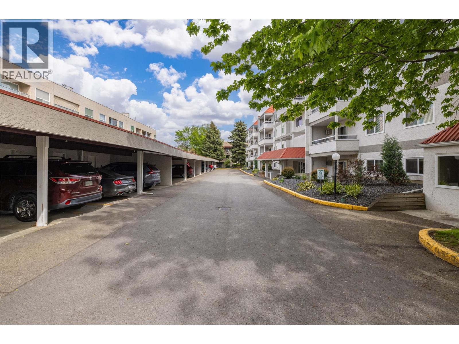 3155 De Montreuil Court Unit# 405, Kelowna, British Columbia  V1W 3W1 - Photo 3 - 10386295