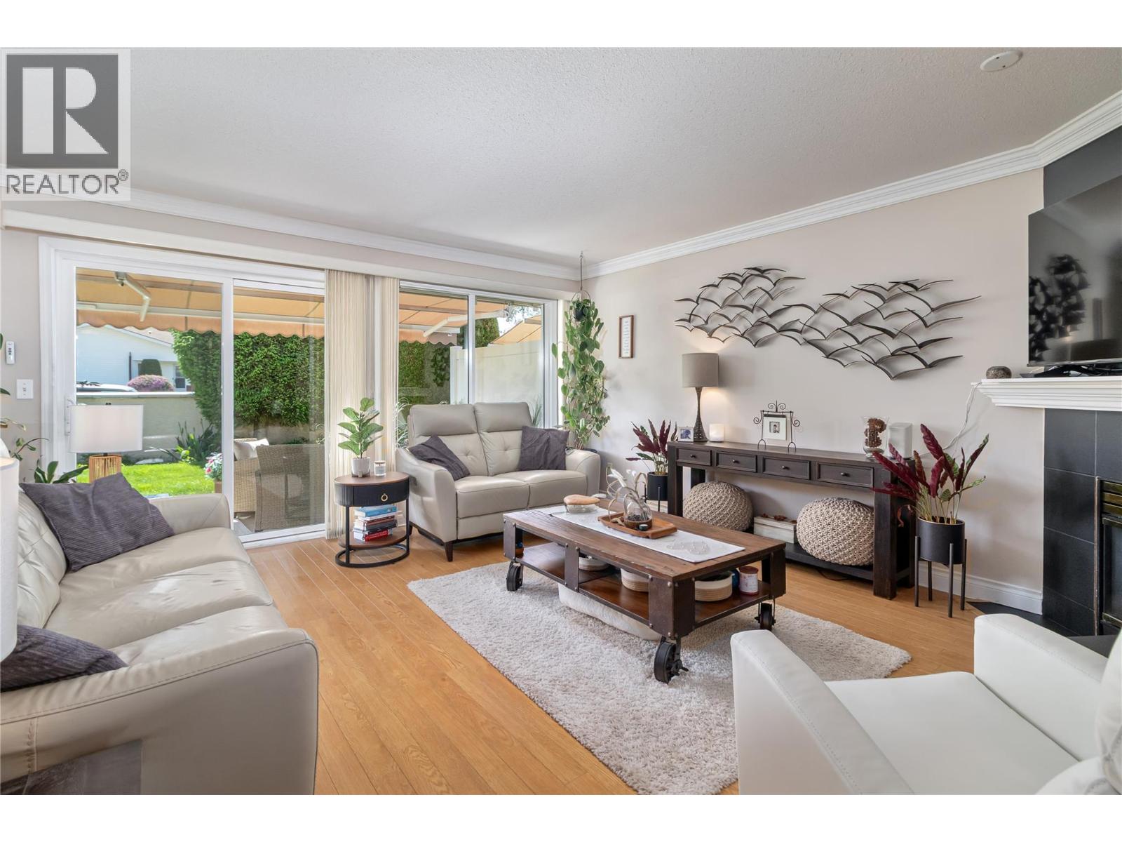 1886 Parkview Crescent Unit# 3, kelowna, British Columbia