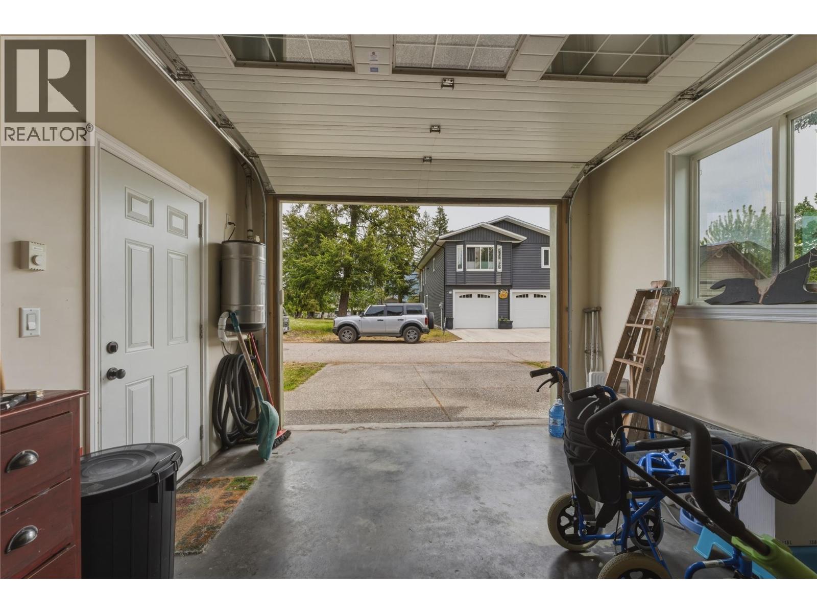 240 Grouse Avenue, Vernon, British Columbia  V1H 2A1 - Photo 34 - 10386729
