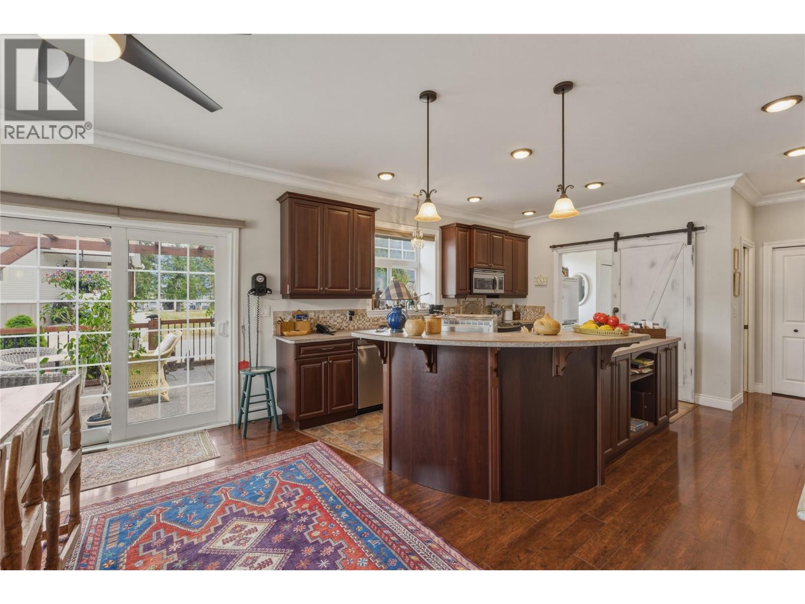 240 Grouse Avenue, Vernon, British Columbia  V1H 2A1 - Photo 8 - 10386729