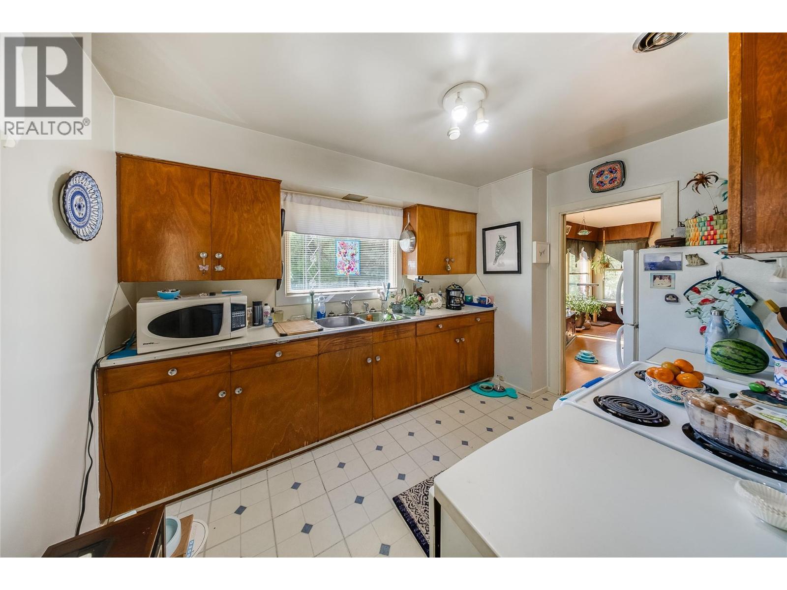 321 12th Avenue, Genelle, British Columbia  V0G 1G0 - Photo 4 - 10386274