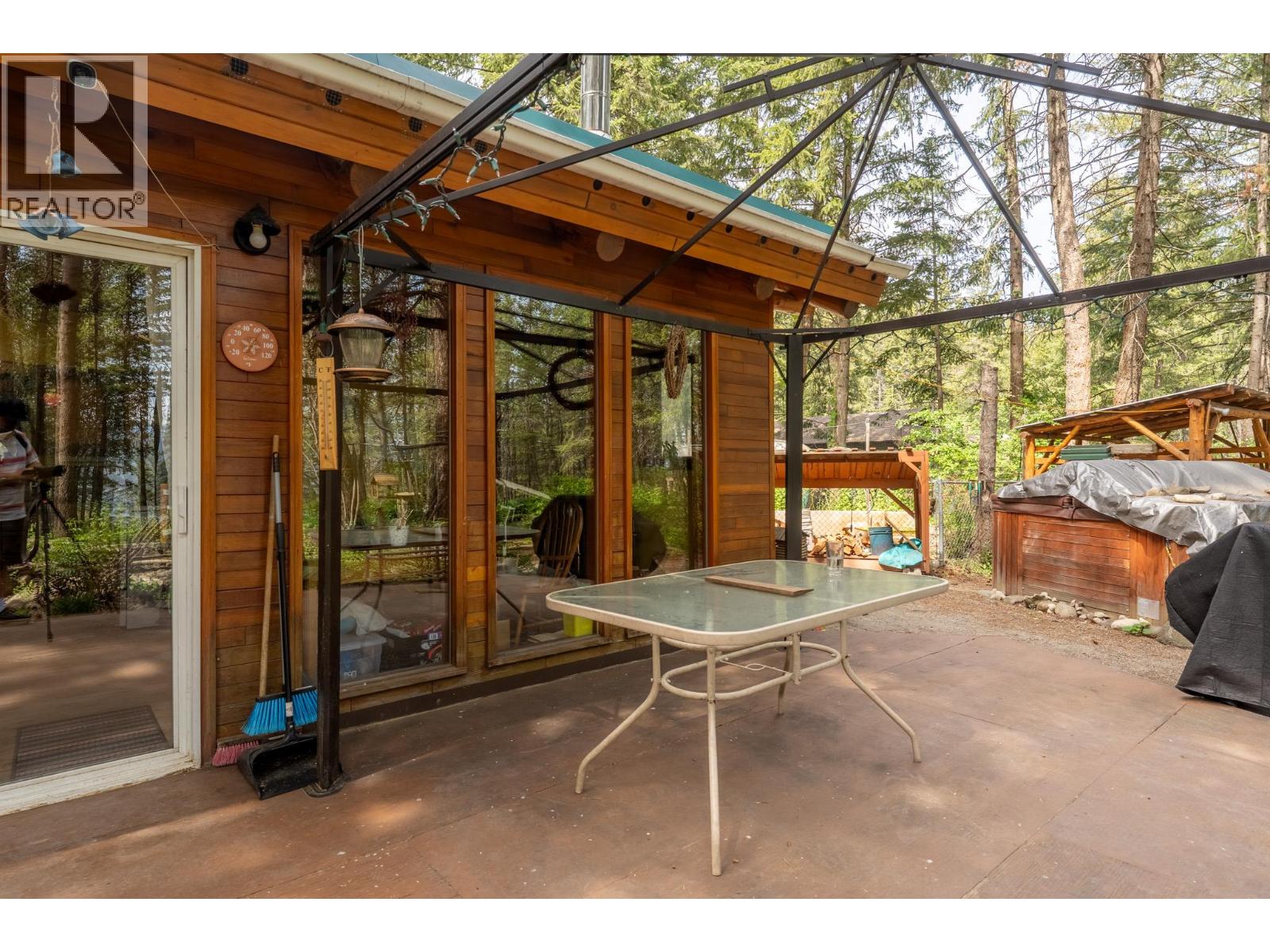 9635 Keithley Road, Vernon, British Columbia  V1H 2E6 - Photo 16 - 10386951