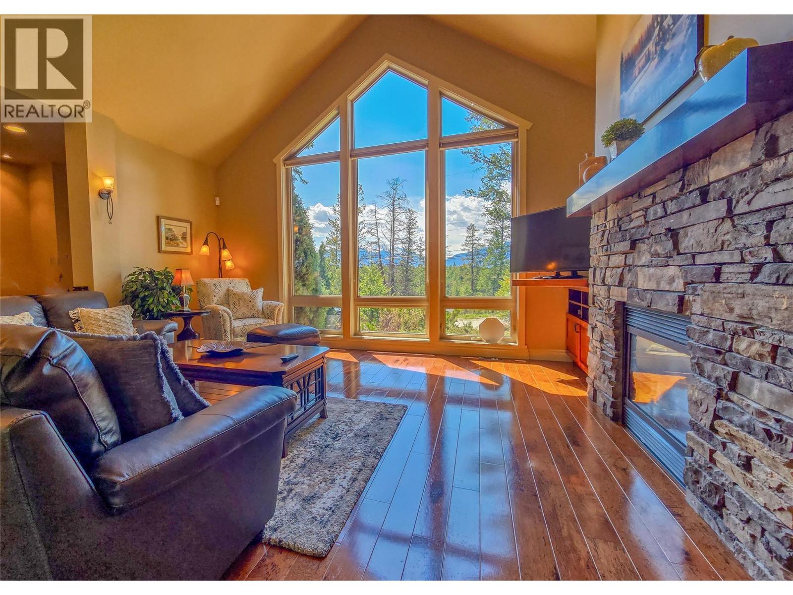 8128 Duby Road, Radium Hot Springs, British Columbia  V0A 1M0 - Photo 13 - 10387019
