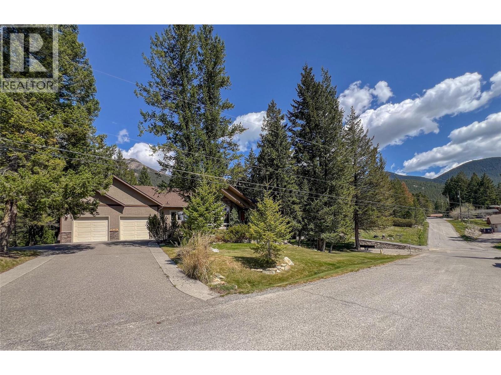 8128 Duby Road, Radium Hot Springs, British Columbia  V0A 1M0 - Photo 7 - 10387019