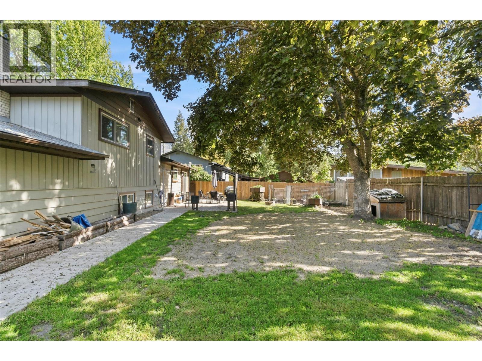 606 Riverside Avenue, Sicamous, British Columbia  V0E 2V0 - Photo 49 - 10386963