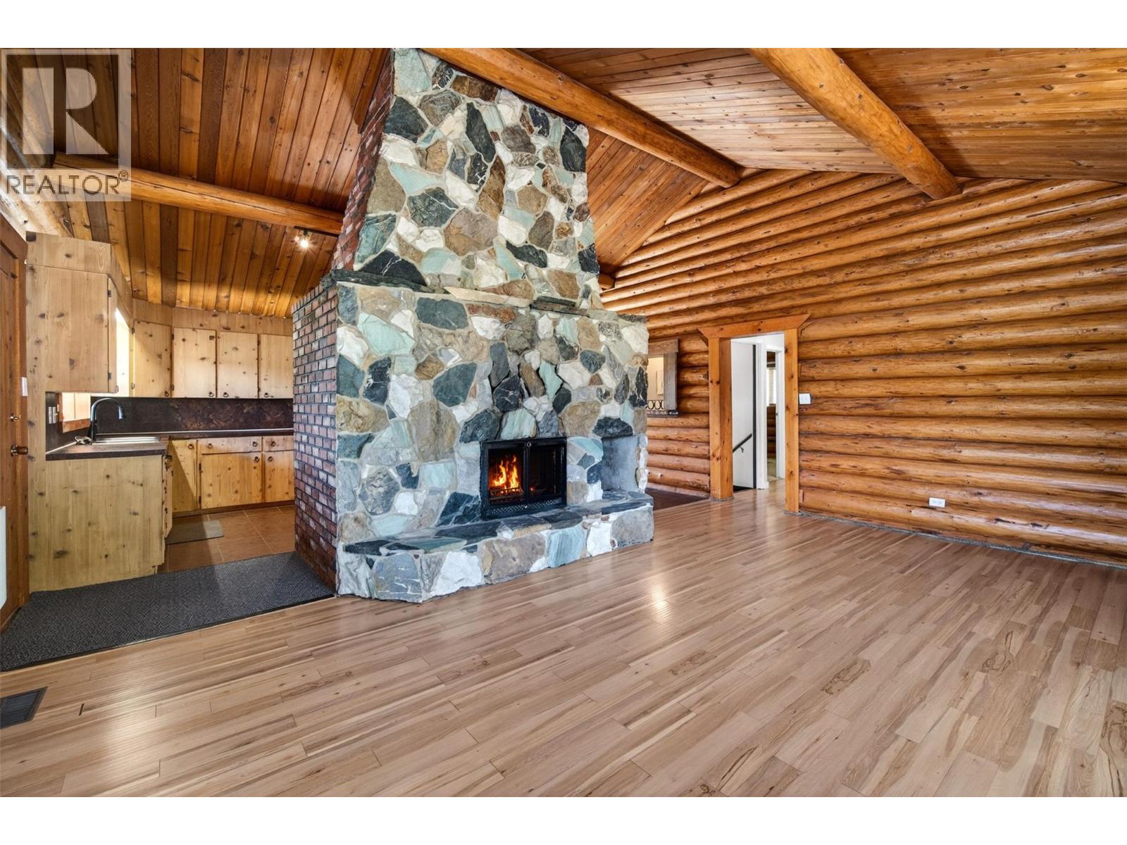 3312 White Lake Road, Sorrento, British Columbia  V0E 2W0 - Photo 14 - 10386866