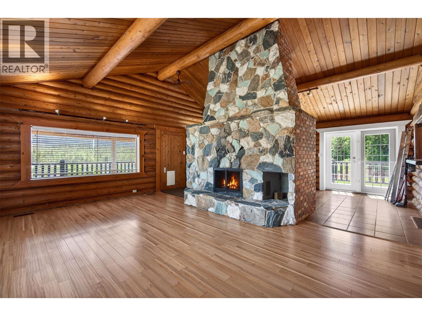 3312 White Lake Road, Sorrento, British Columbia  V0E 2W0 - Photo 15 - 10386866