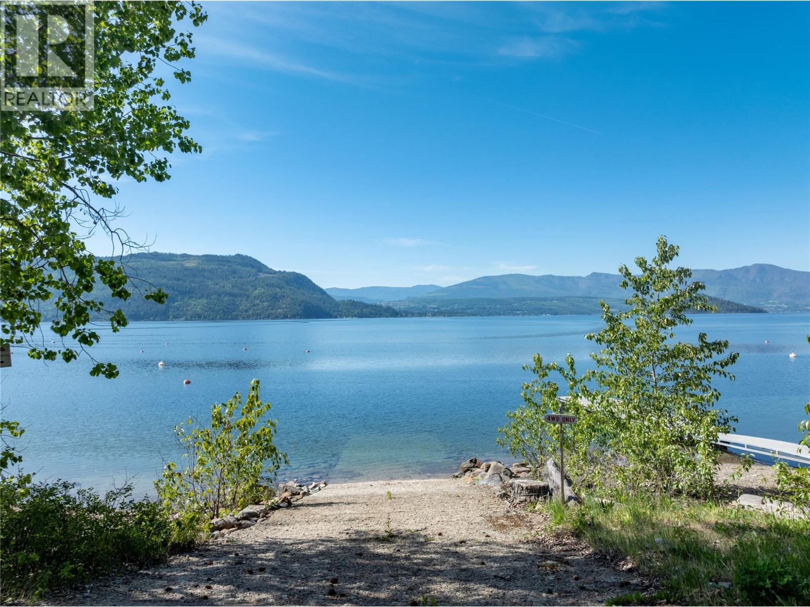 5123 Squilax Anglemont Road, celista, British Columbia