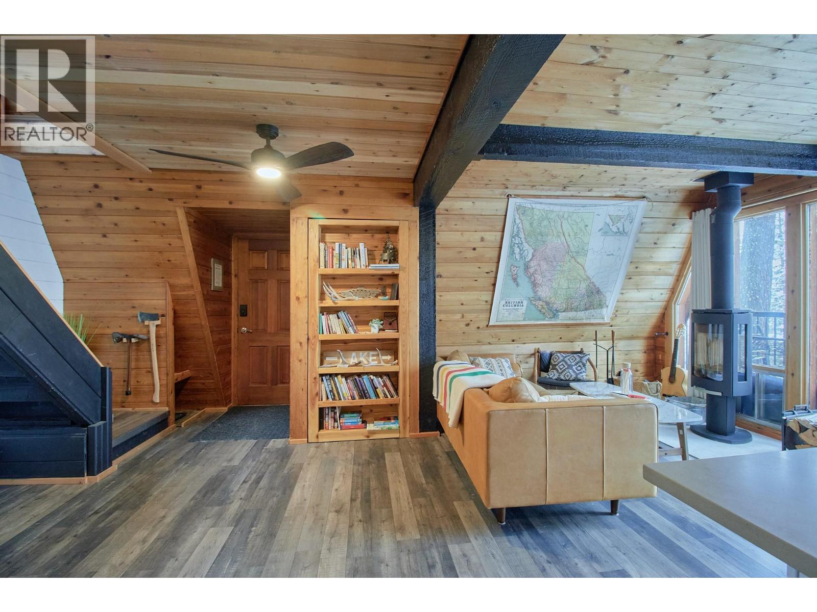 5123 Squilax Anglemont Road, Celista, British Columbia  V0E 1M6 - Photo 18 - 10386118