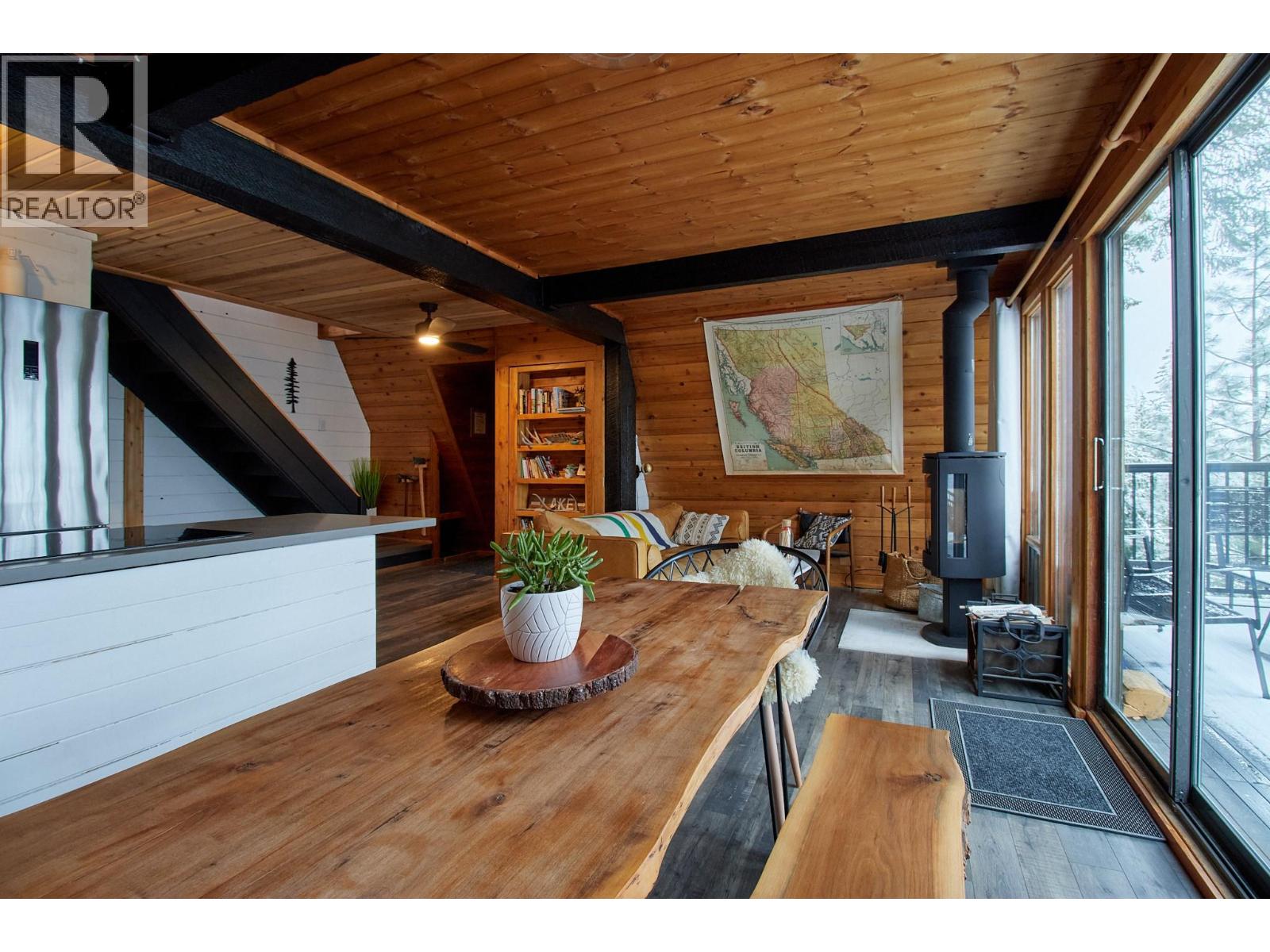 5123 Squilax Anglemont Road, Celista, British Columbia  V0E 1M6 - Photo 27 - 10386118