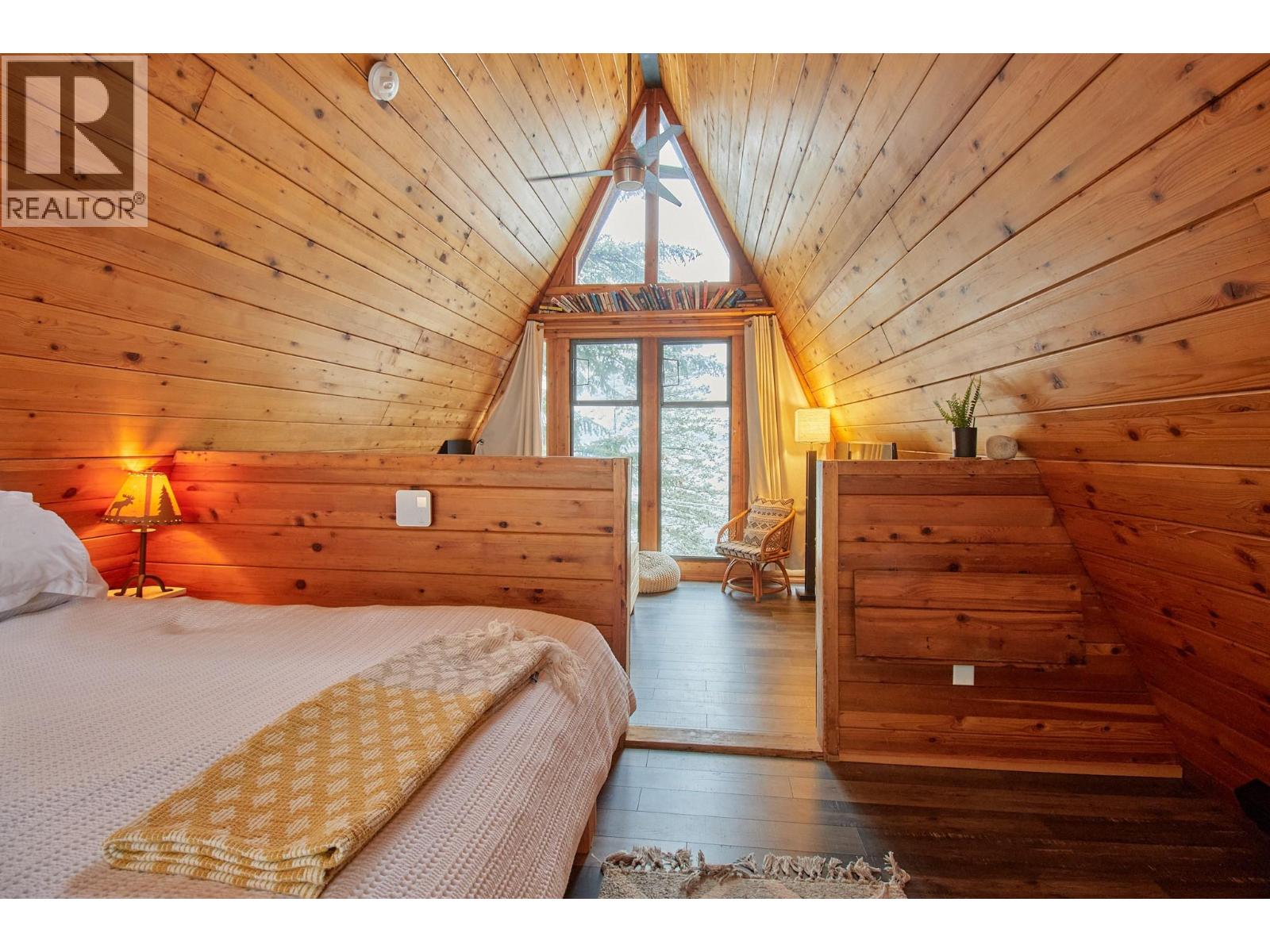 5123 Squilax Anglemont Road, Celista, British Columbia  V0E 1M6 - Photo 41 - 10386118