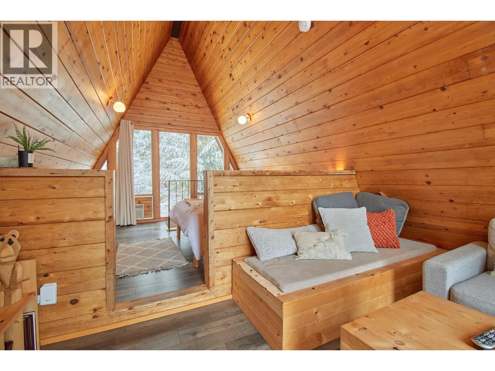 5123 Squilax Anglemont Road, Celista, British Columbia  V0E 1M6 - Photo 45 - 10386118