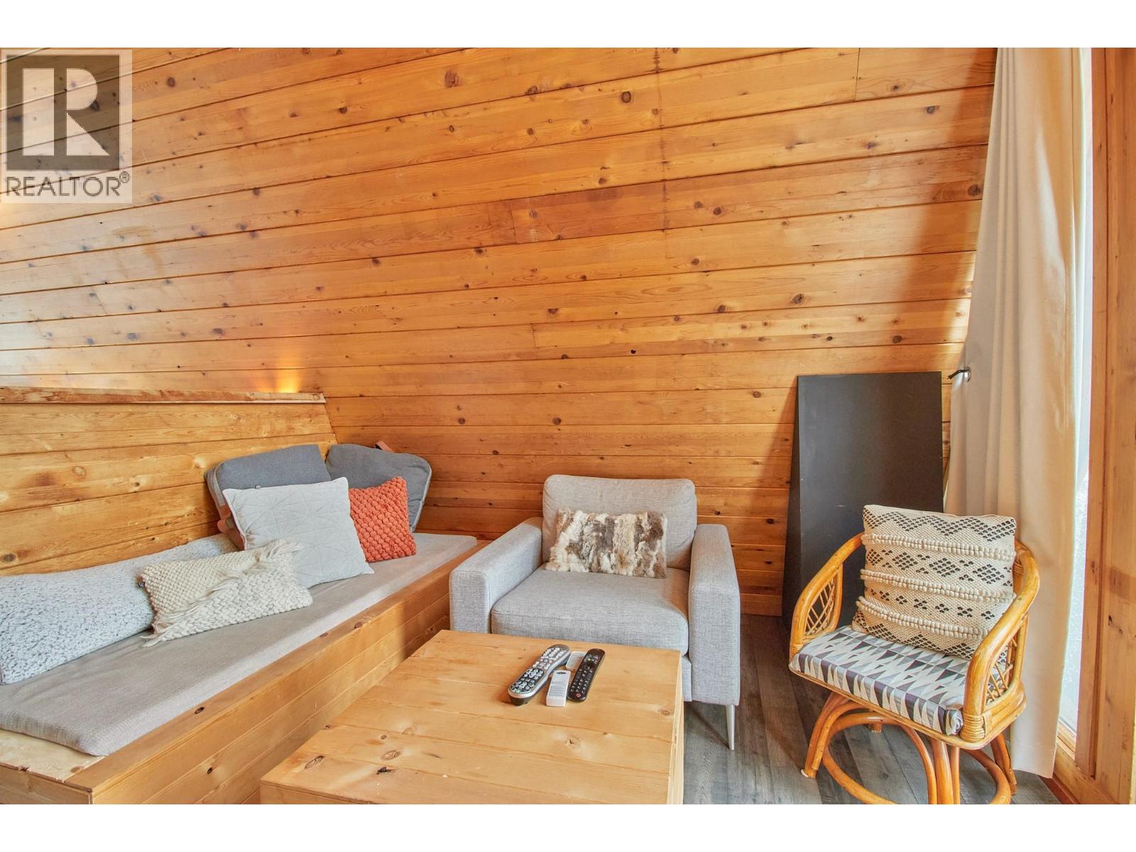 5123 Squilax Anglemont Road, Celista, British Columbia  V0E 1M6 - Photo 46 - 10386118