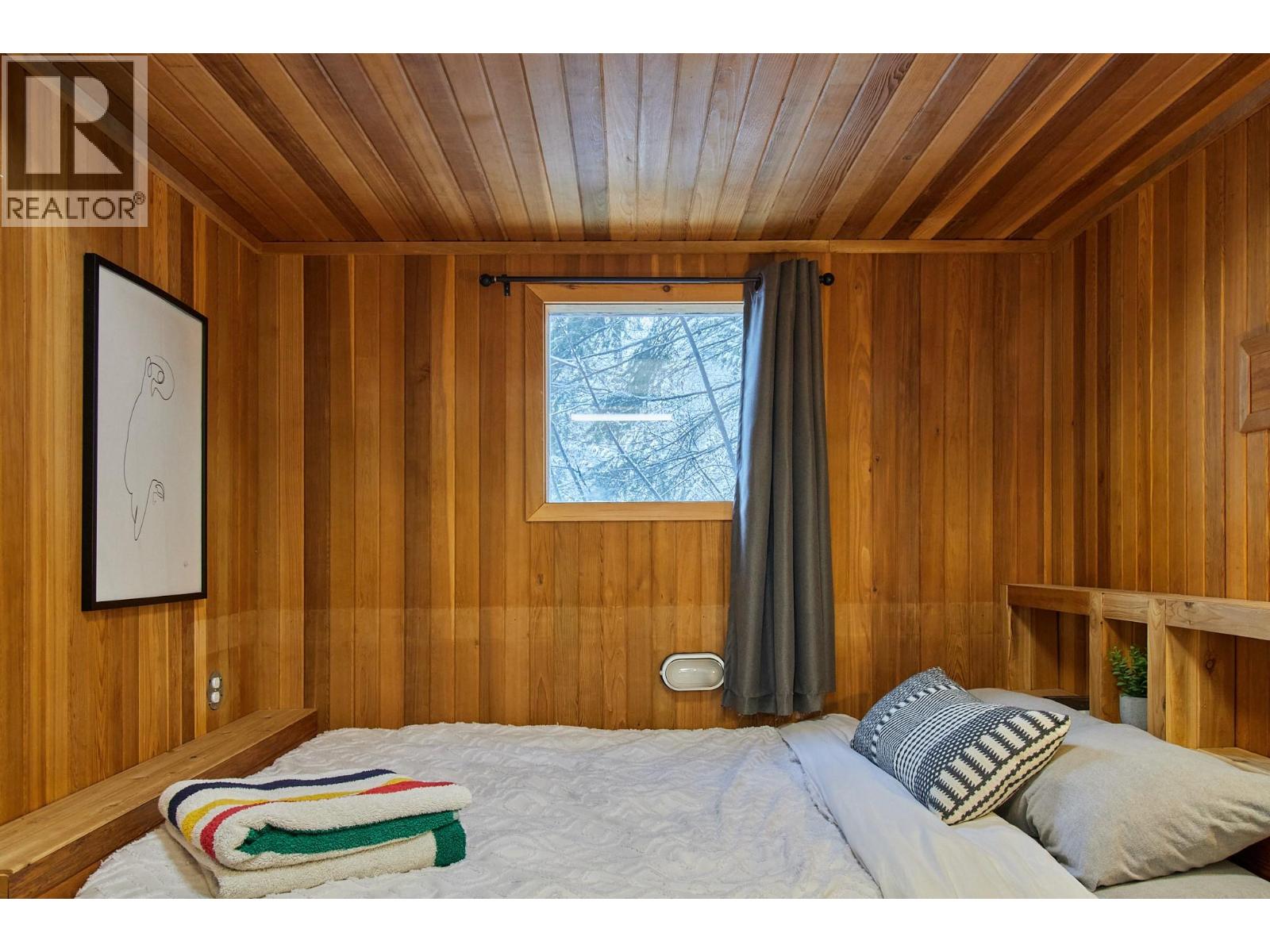 5123 Squilax Anglemont Road, Celista, British Columbia  V0E 1M6 - Photo 53 - 10386118