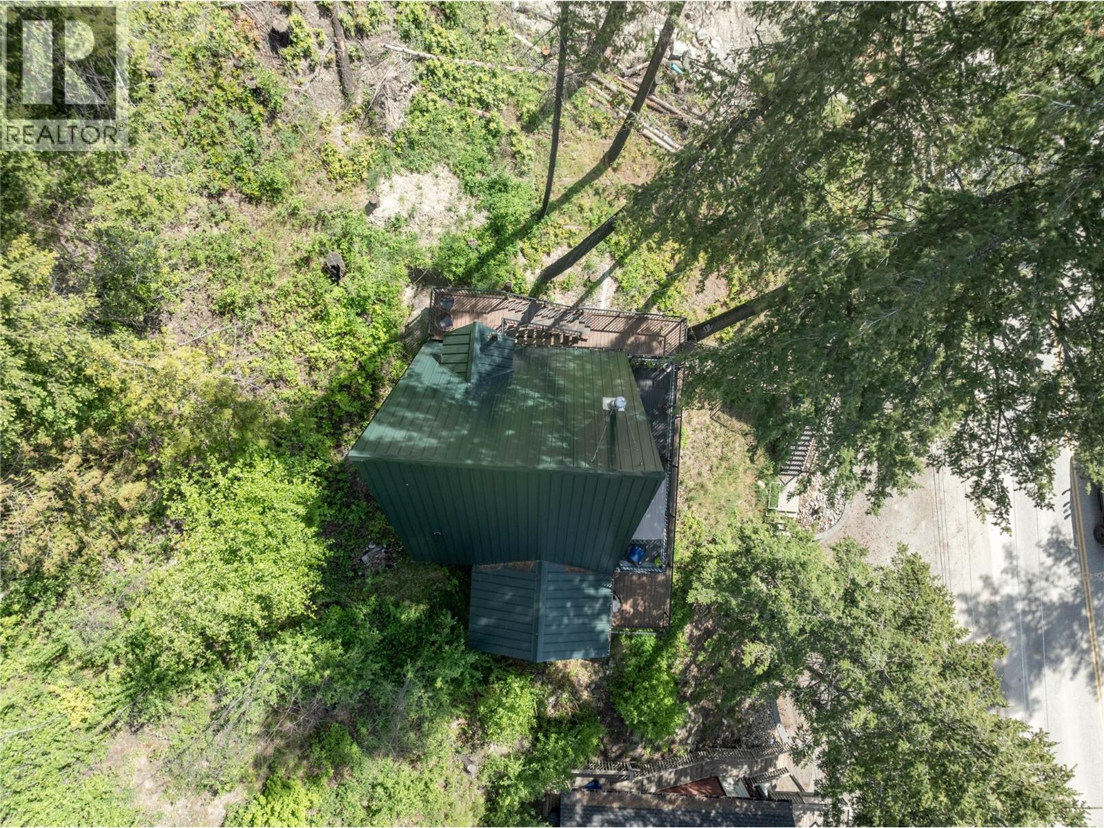 5123 Squilax Anglemont Road, Celista, British Columbia  V0E 1M6 - Photo 77 - 10386118