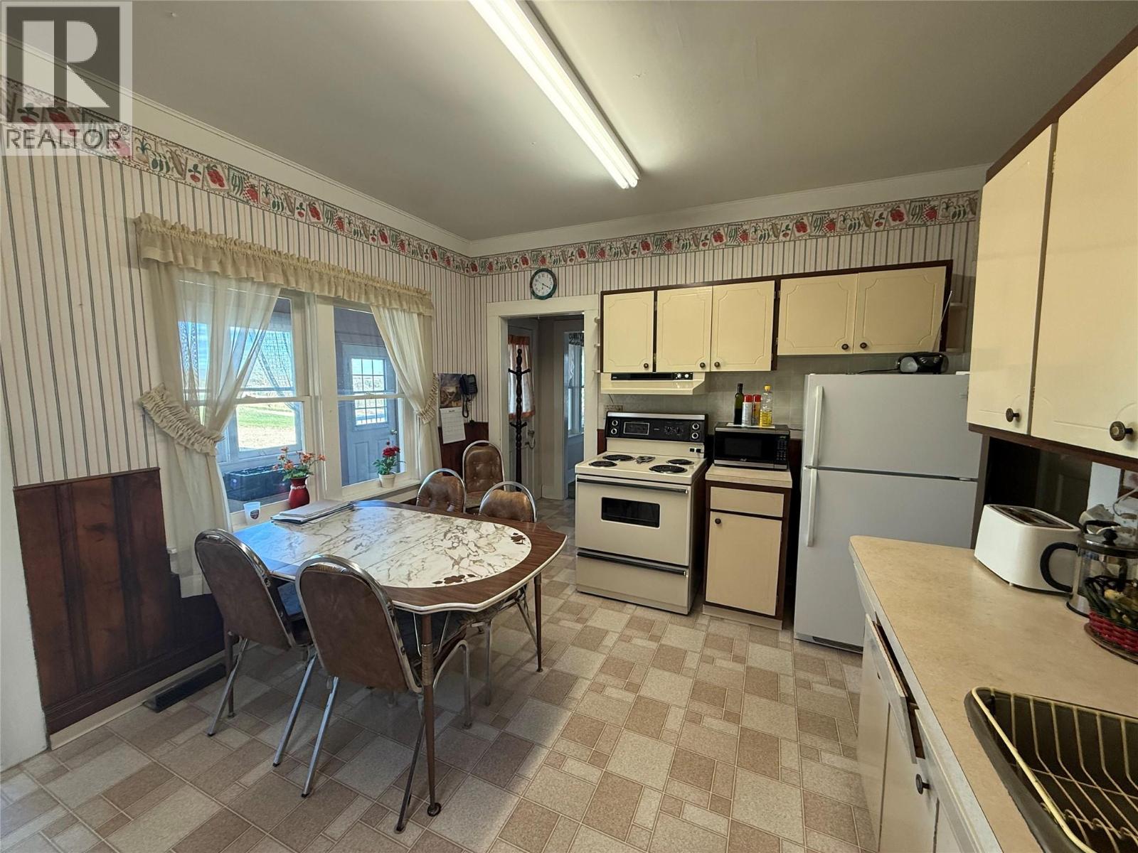 1040a 49 Highway, Dawson Creek, British Columbia  V1G 4L1 - Photo 24 - 10387198