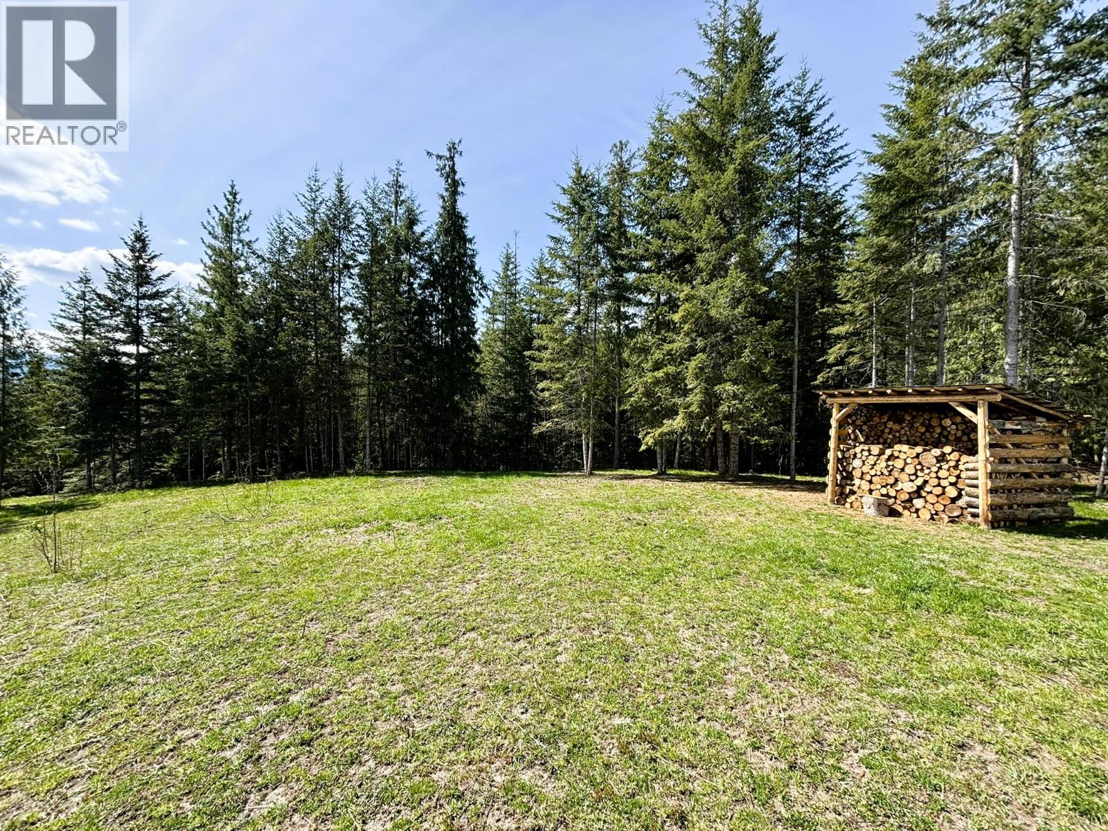 1425 Bobbie Burns Road, Lumby, British Columbia  V0E 2C4 - Photo 10 - 10387177