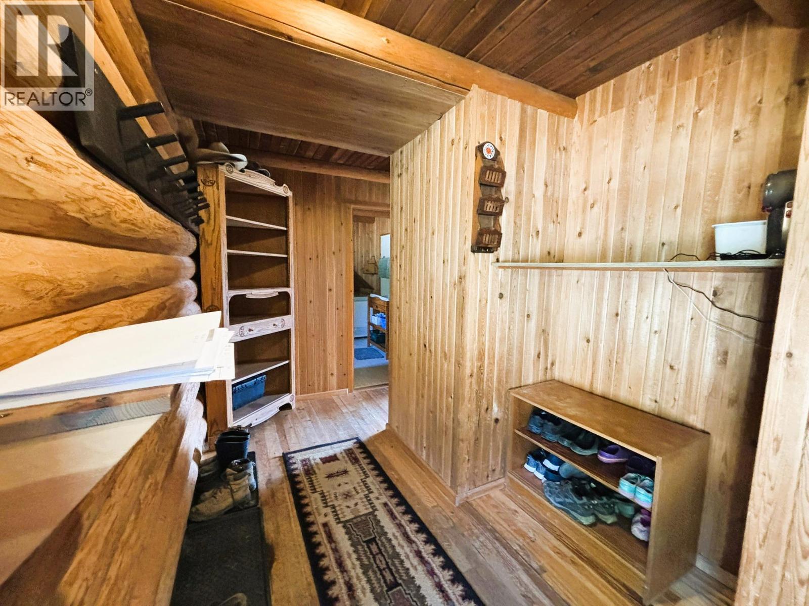 1425 Bobbie Burns Road, Lumby, British Columbia  V0E 2C4 - Photo 17 - 10387177