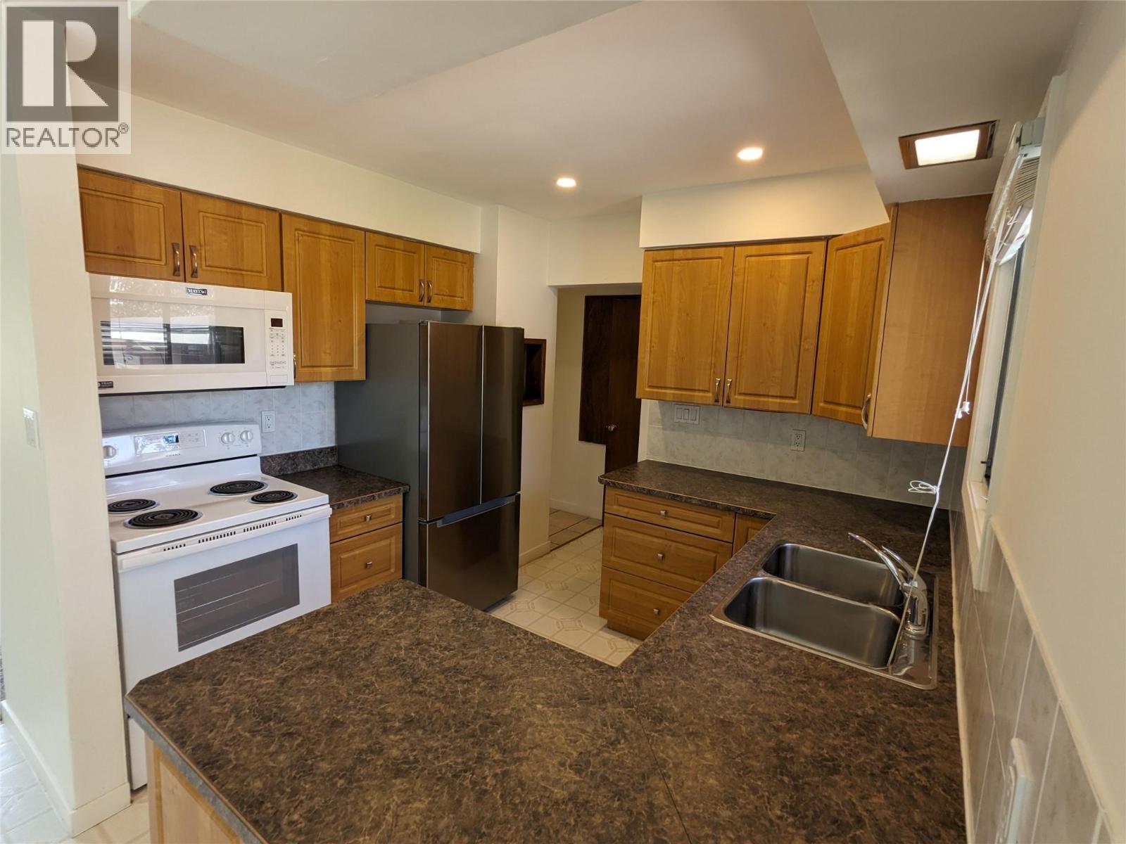1020 13th Street, Kamloops, British Columbia  V2B 3C9 - Photo 20 - 10387144