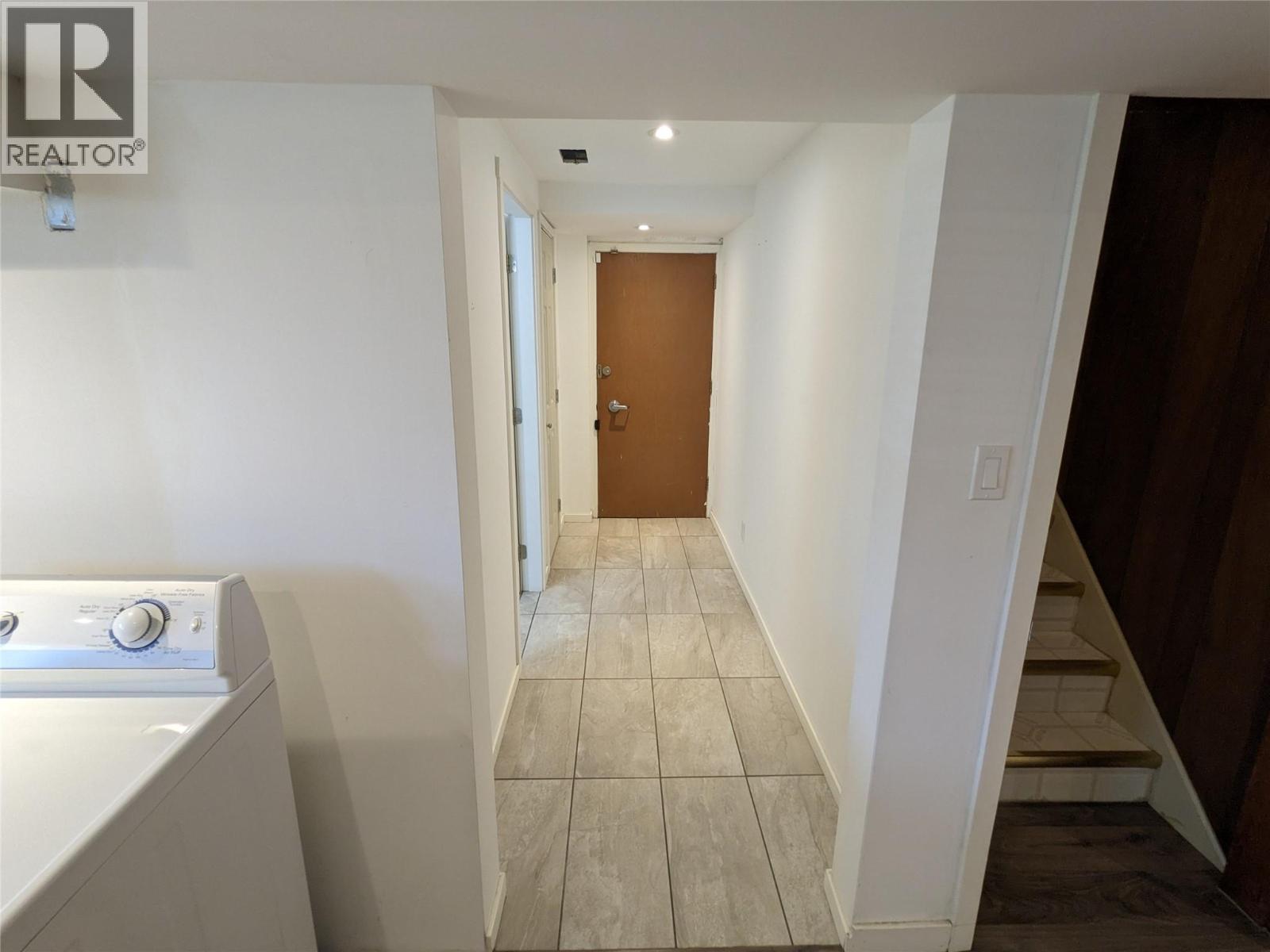 1020 13th Street, Kamloops, British Columbia  V2B 3C9 - Photo 39 - 10387144