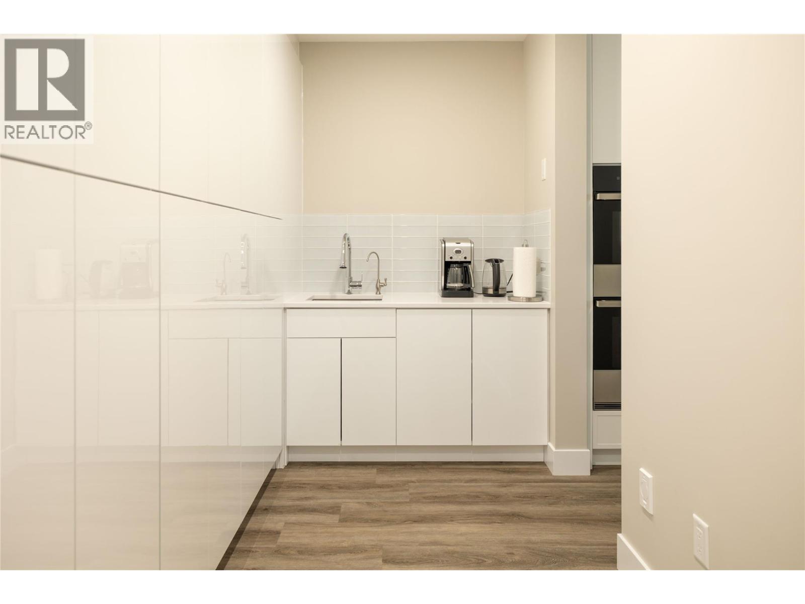 274 Summer Wood Drive, Kelowna, British Columbia  V1V 0C9 - Photo 24 - 10386997