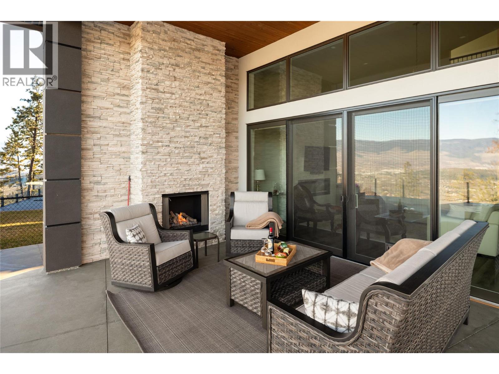 274 Summer Wood Drive, Kelowna, British Columbia  V1V 0C9 - Photo 9 - 10386997