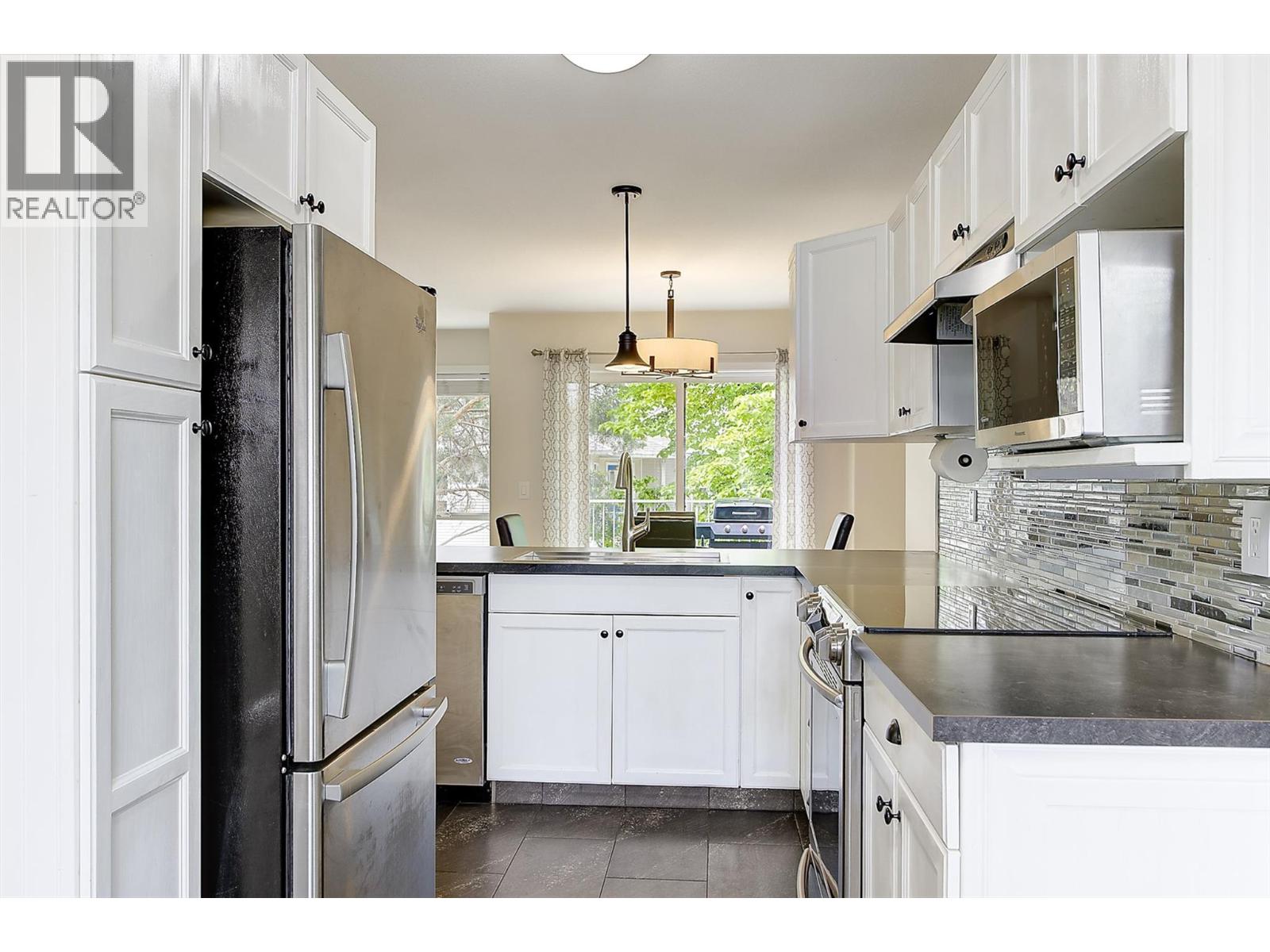 133 Wyndham Crescent Unit# 110, Kelowna, British Columbia  V1V 1Y8 - Photo 3 - 10386792
