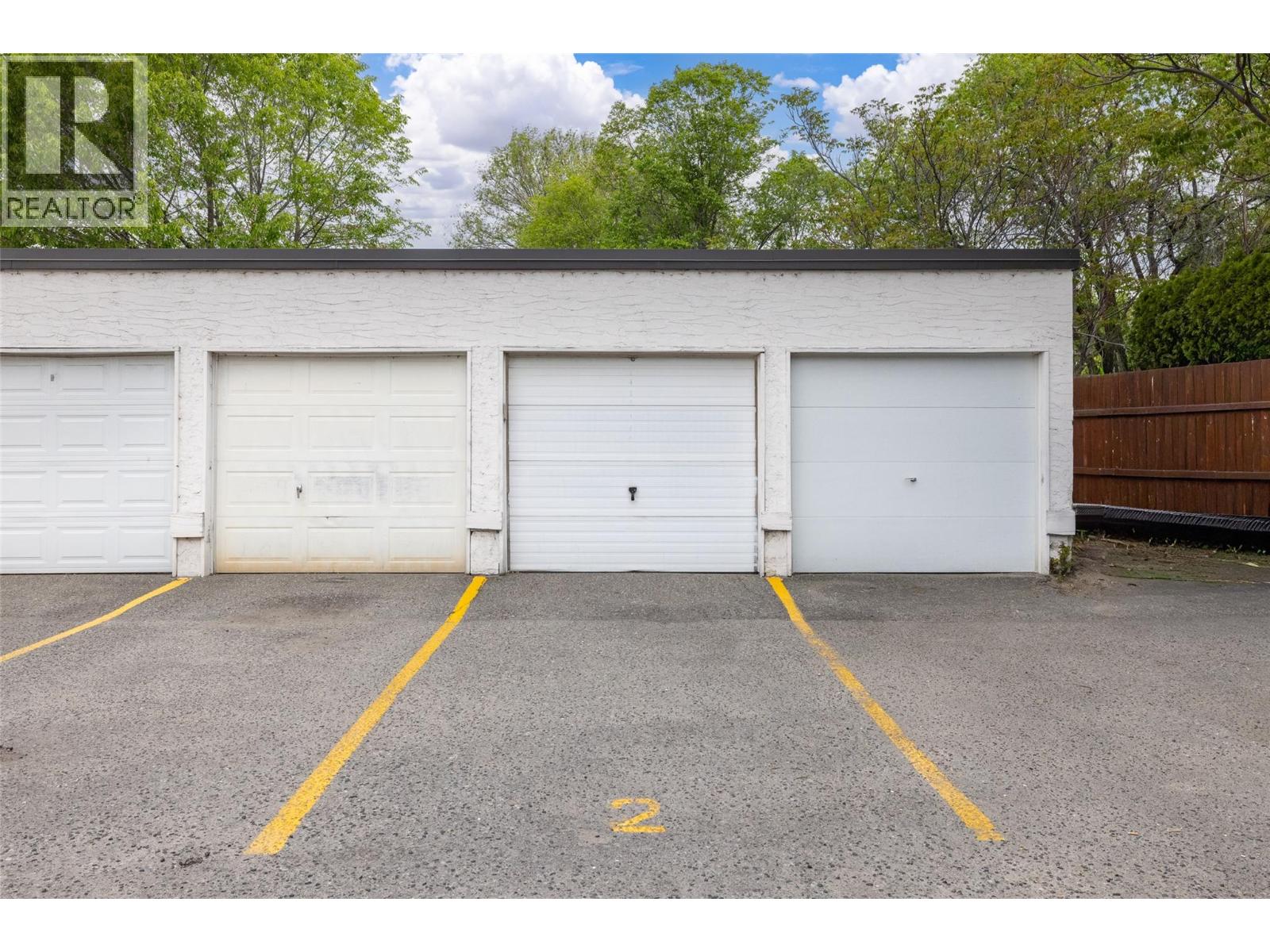 3135 Walnut Street Unit# 2, Kelowna, British Columbia  V1W 3T6 - Photo 33 - 10386539