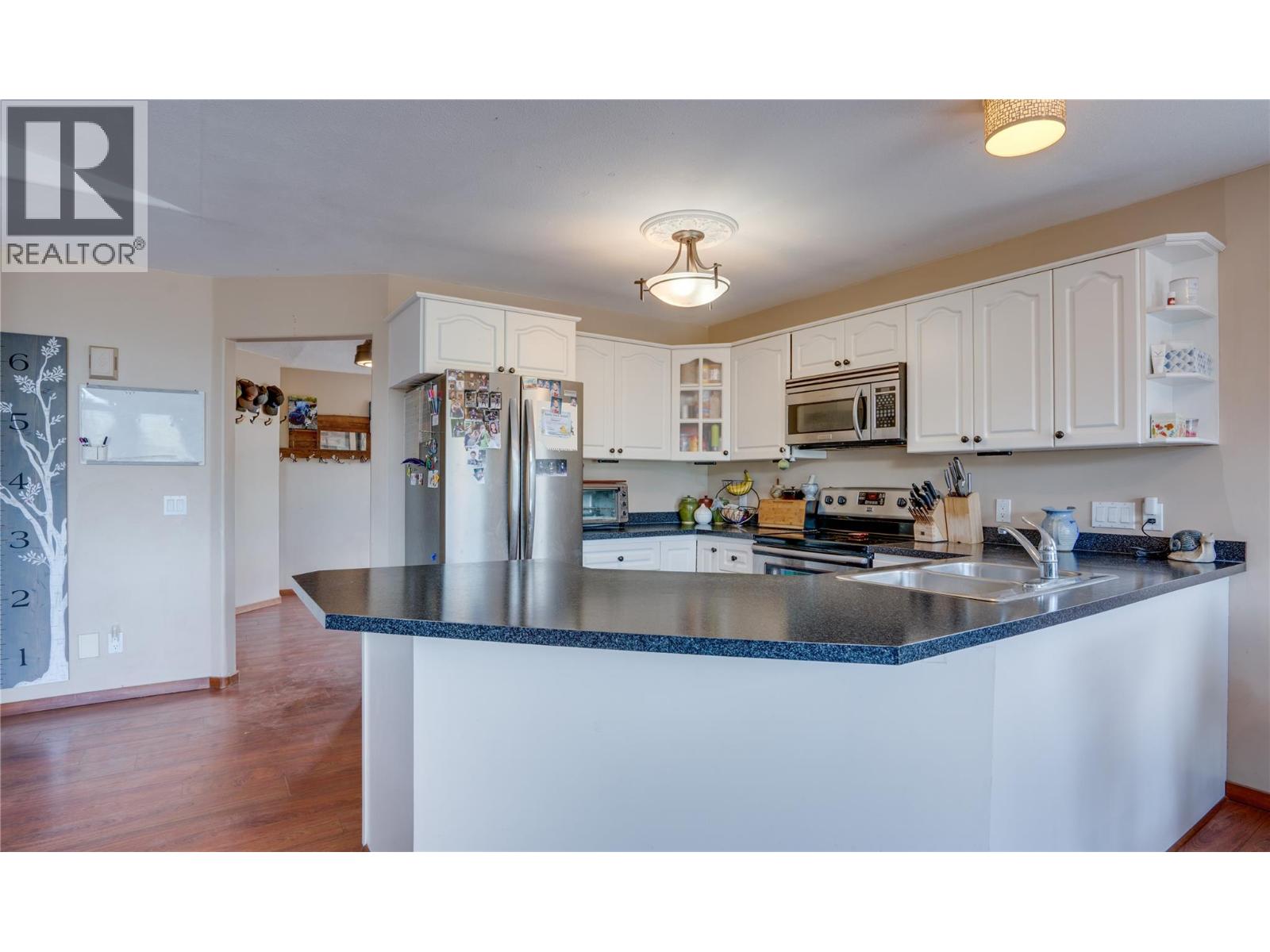 2086 Yankee Flats Road, Salmon Arm, British Columbia  V1E 3J3 - Photo 16 - 10387128