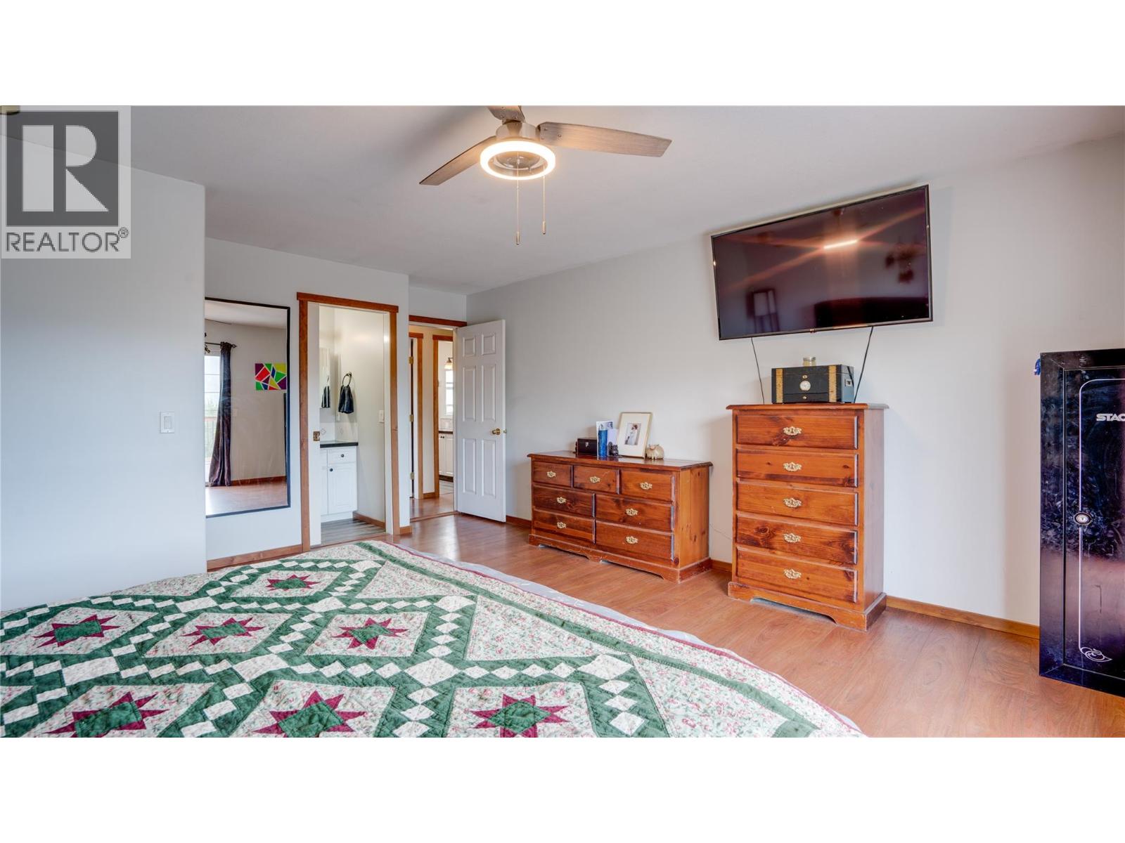 2086 Yankee Flats Road, Salmon Arm, British Columbia  V1E 3J3 - Photo 22 - 10387128