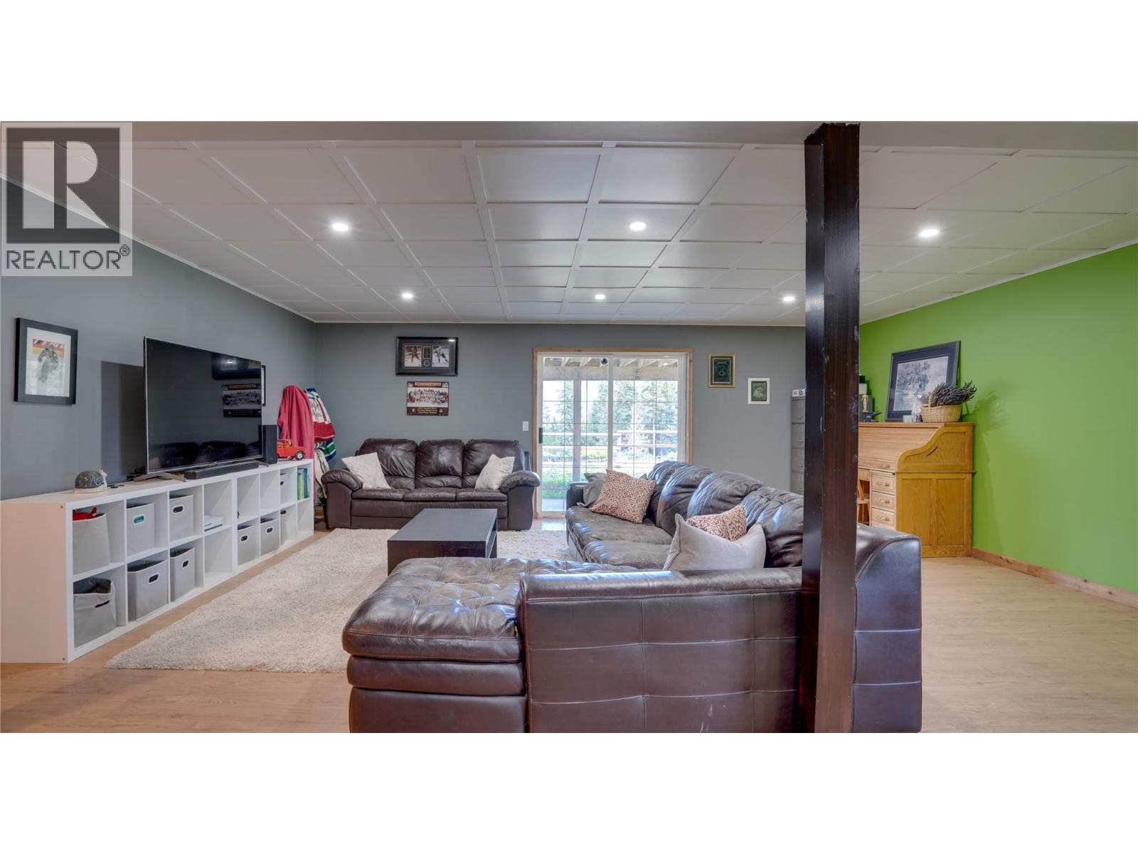 2086 Yankee Flats Road, Salmon Arm, British Columbia  V1E 3J3 - Photo 34 - 10387128