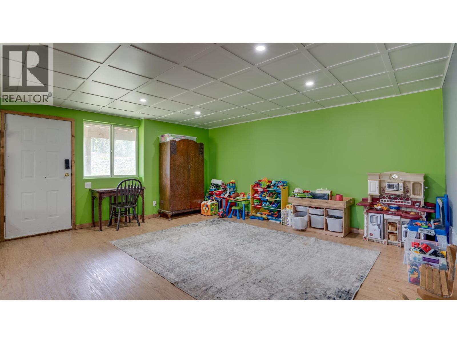 2086 Yankee Flats Road, Salmon Arm, British Columbia  V1E 3J3 - Photo 36 - 10387128
