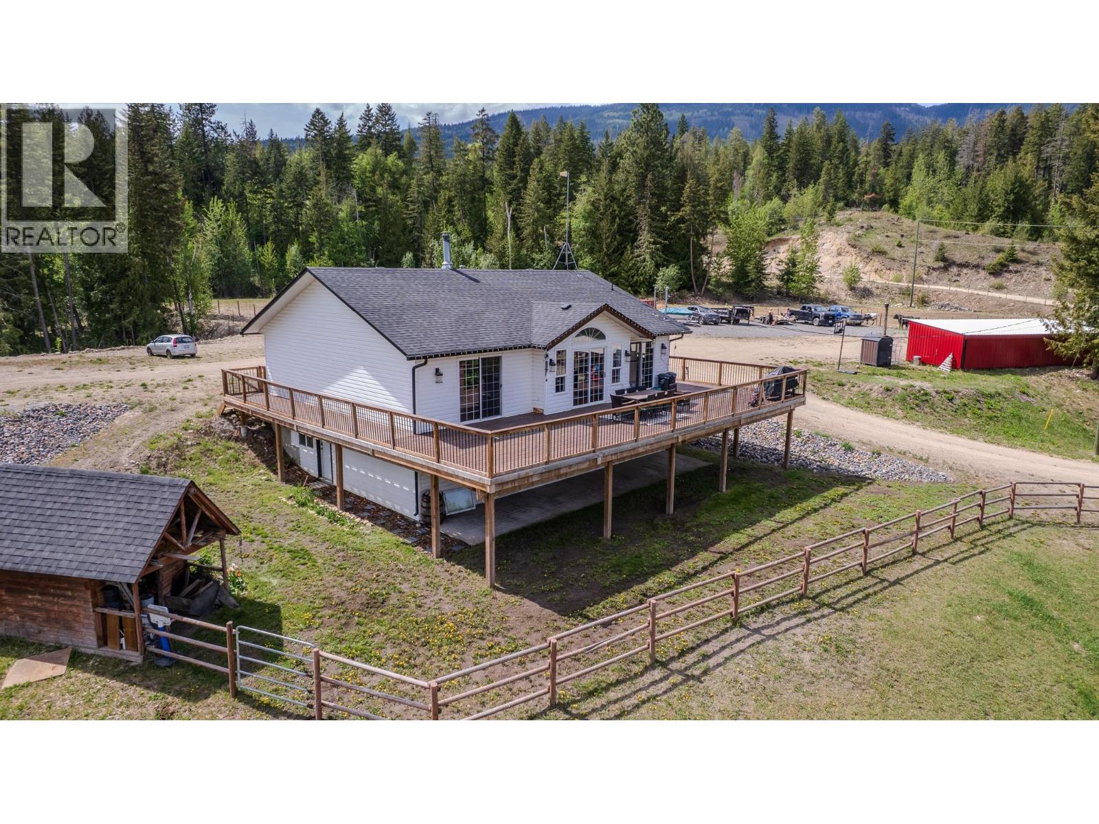 2086 Yankee Flats Road, Salmon Arm, British Columbia  V1E 3J3 - Photo 46 - 10387128
