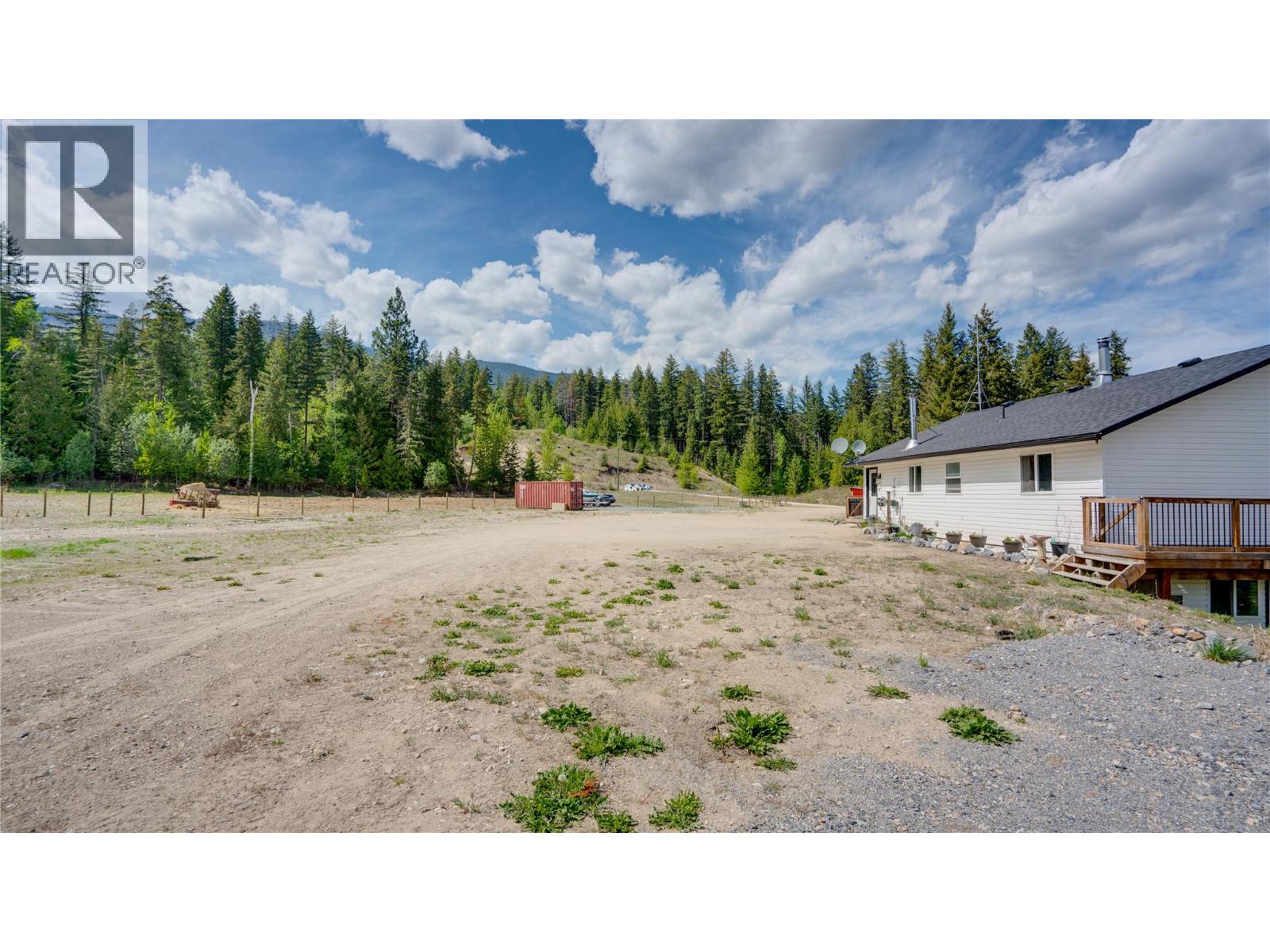 2086 Yankee Flats Road, Salmon Arm, British Columbia  V1E 3J3 - Photo 47 - 10387128