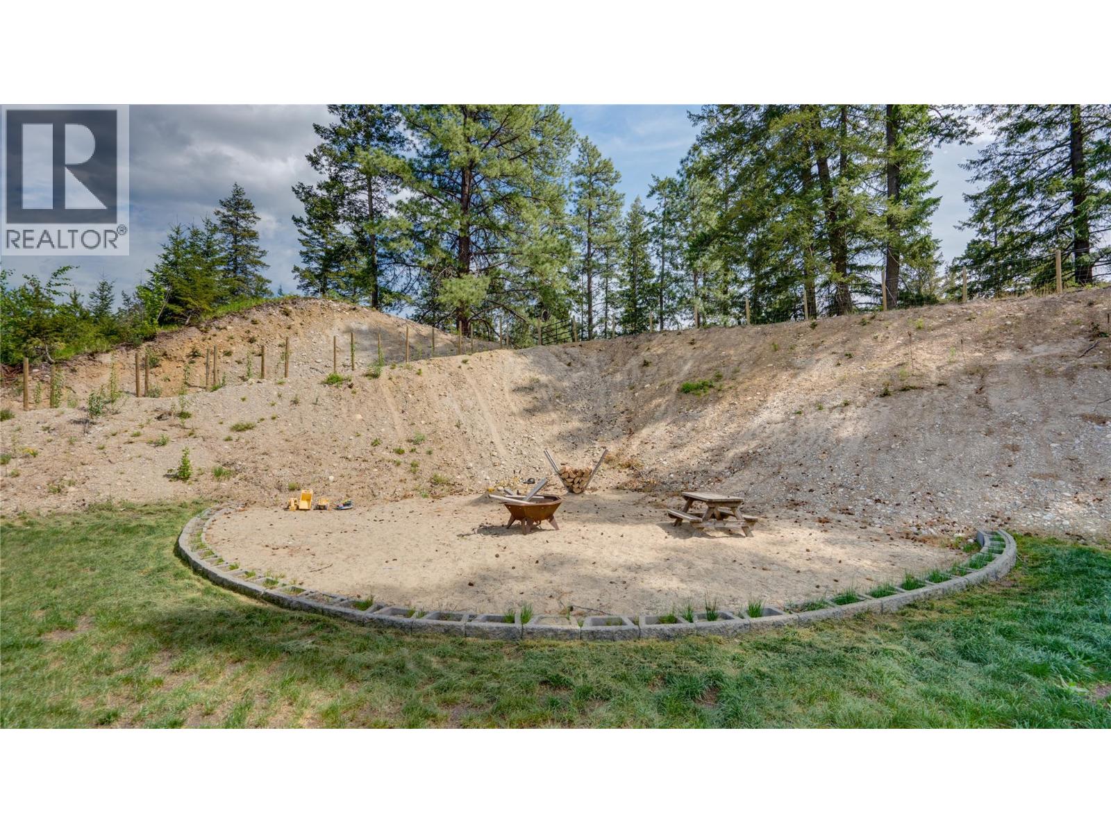 2086 Yankee Flats Road, Salmon Arm, British Columbia  V1E 3J3 - Photo 50 - 10387128