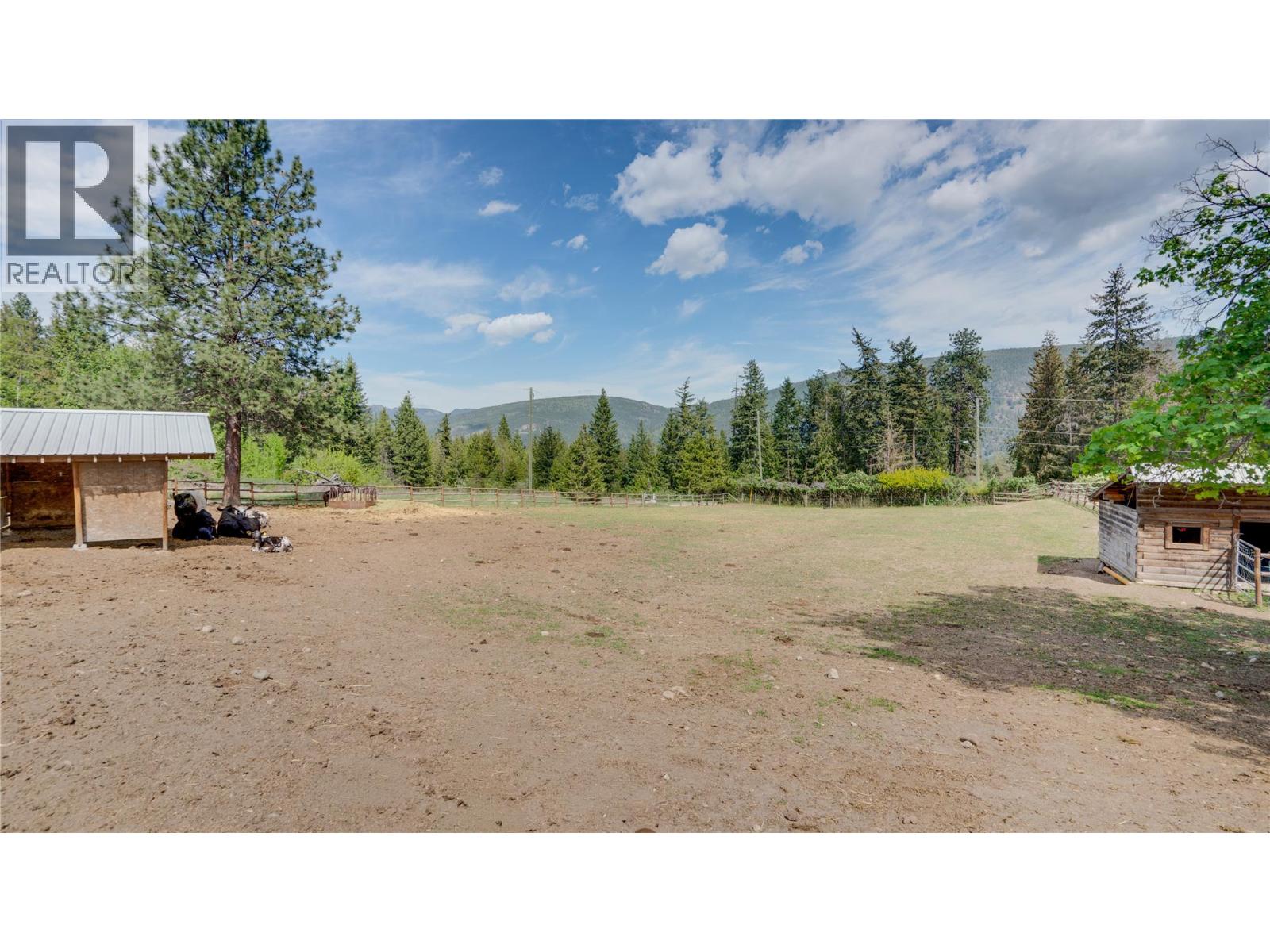 2086 Yankee Flats Road, Salmon Arm, British Columbia  V1E 3J3 - Photo 57 - 10387128
