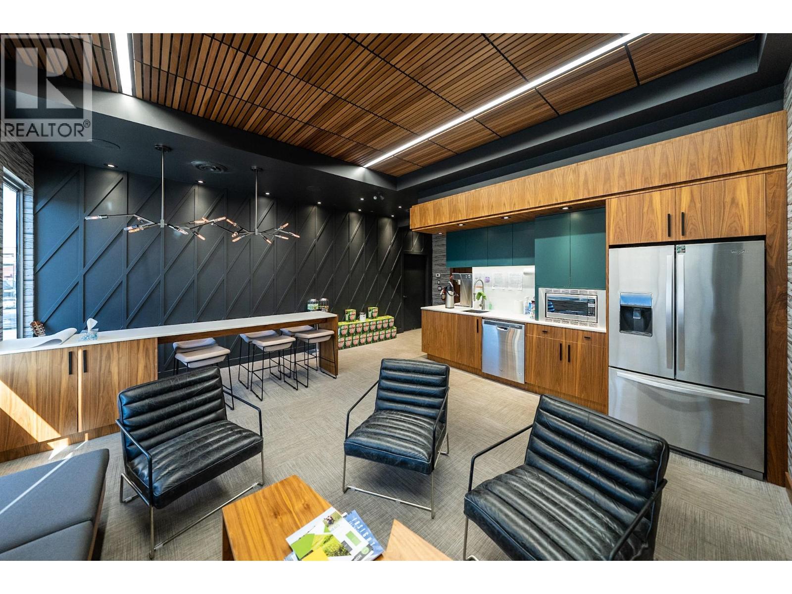1583 Ellis Street, Kelowna, British Columbia  V1Y 2A7 - Photo 11 - 10386969