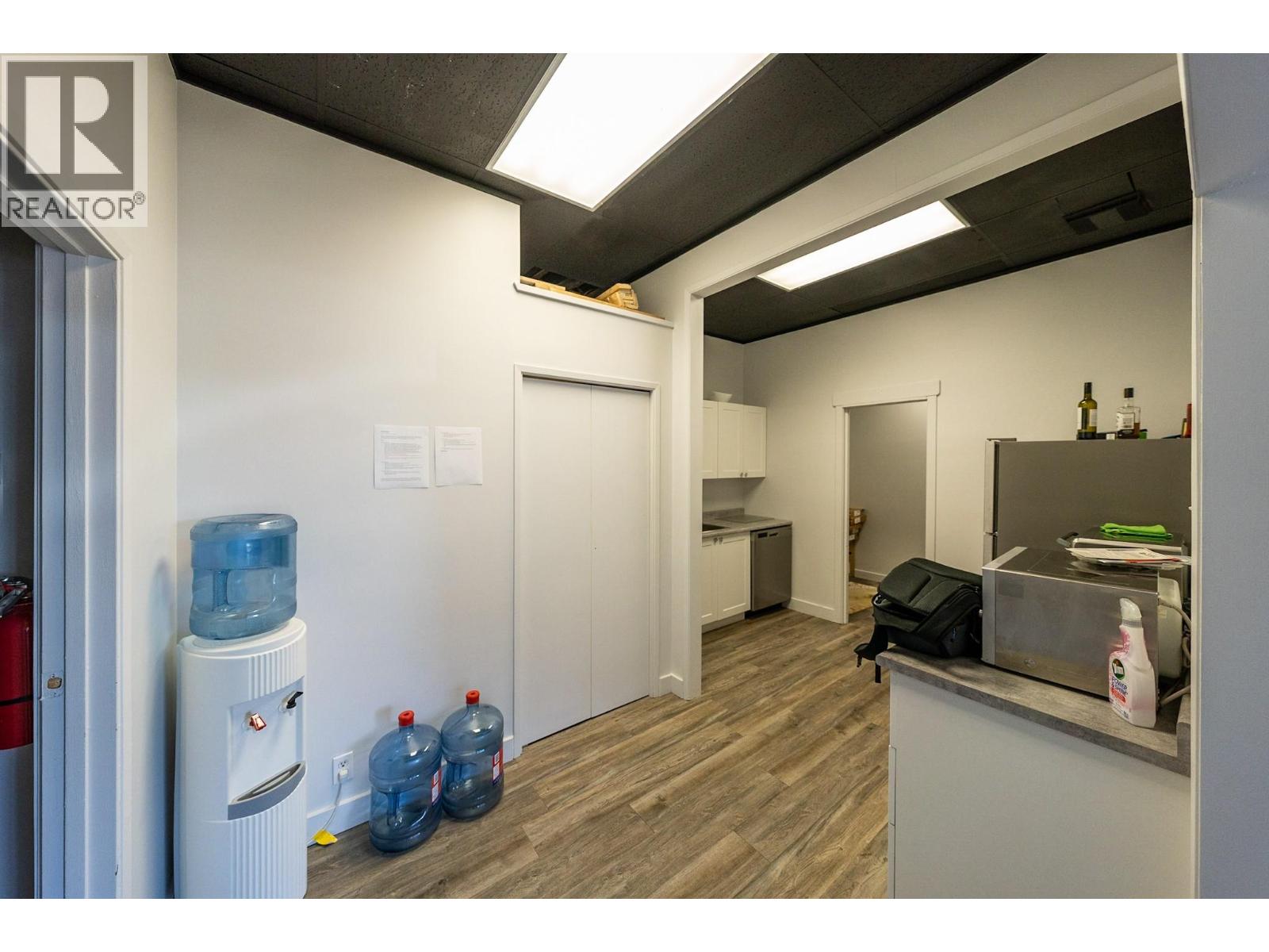 1583 Ellis Street, Kelowna, British Columbia  V1Y 2A7 - Photo 6 - 10386969